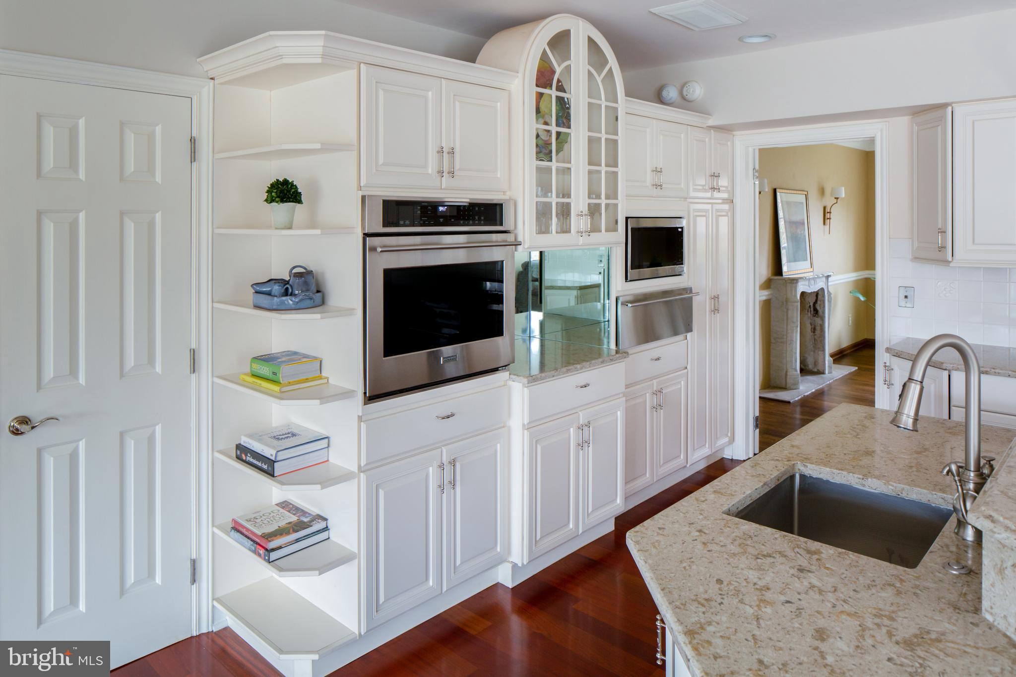RADNOR HUNT - Residential