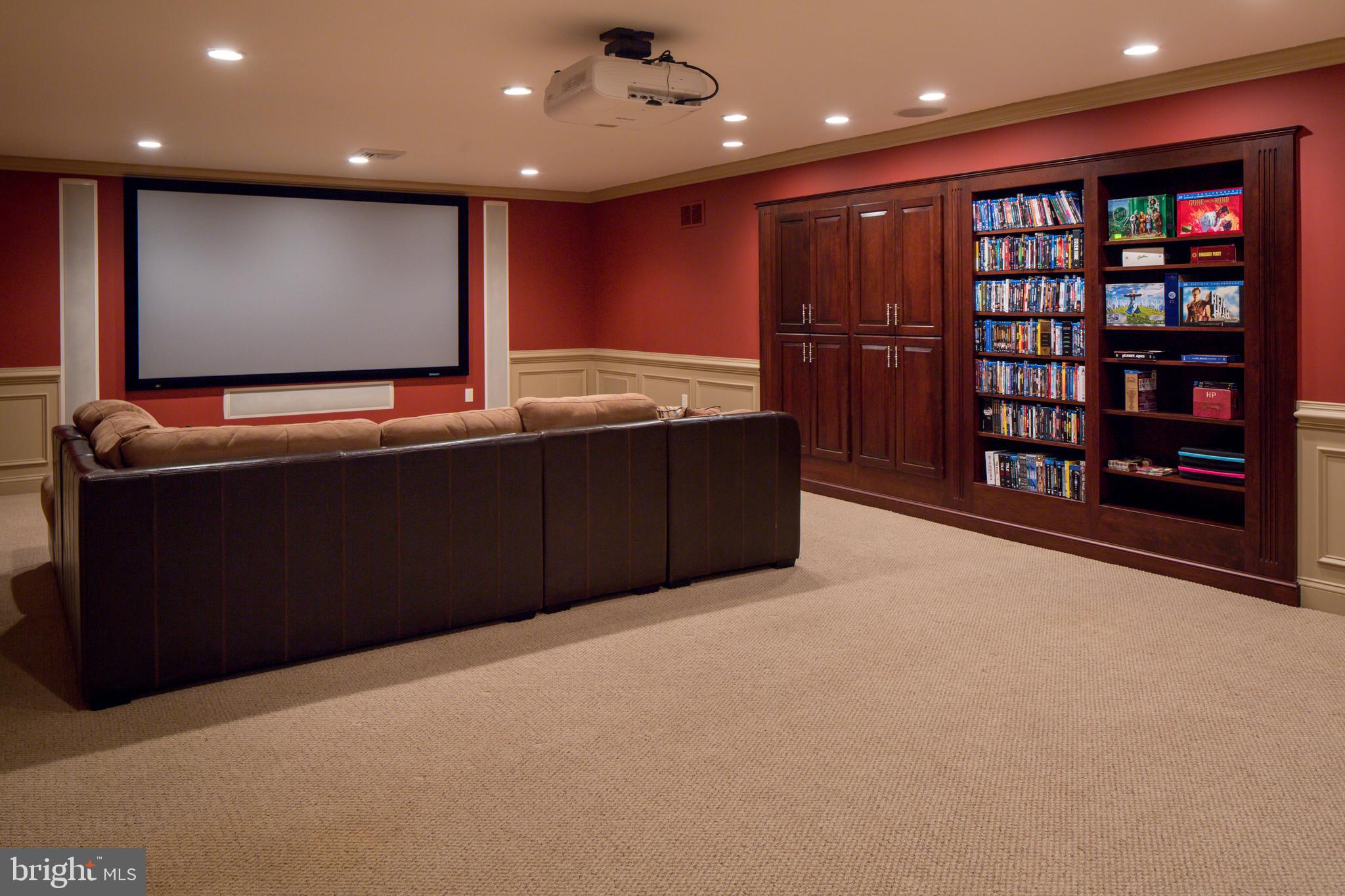 RADNOR HUNT - Residential