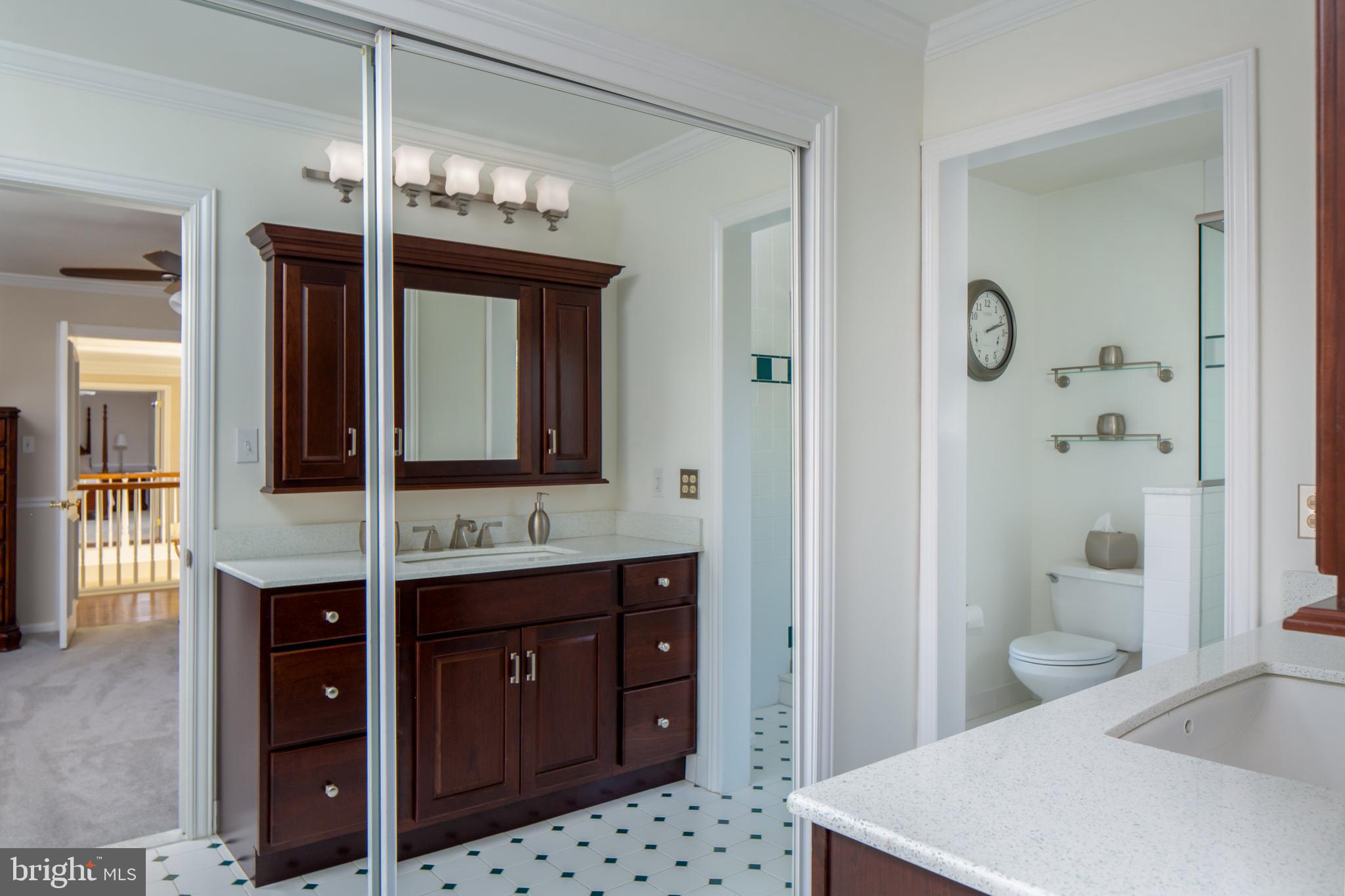 RADNOR HUNT - Residential