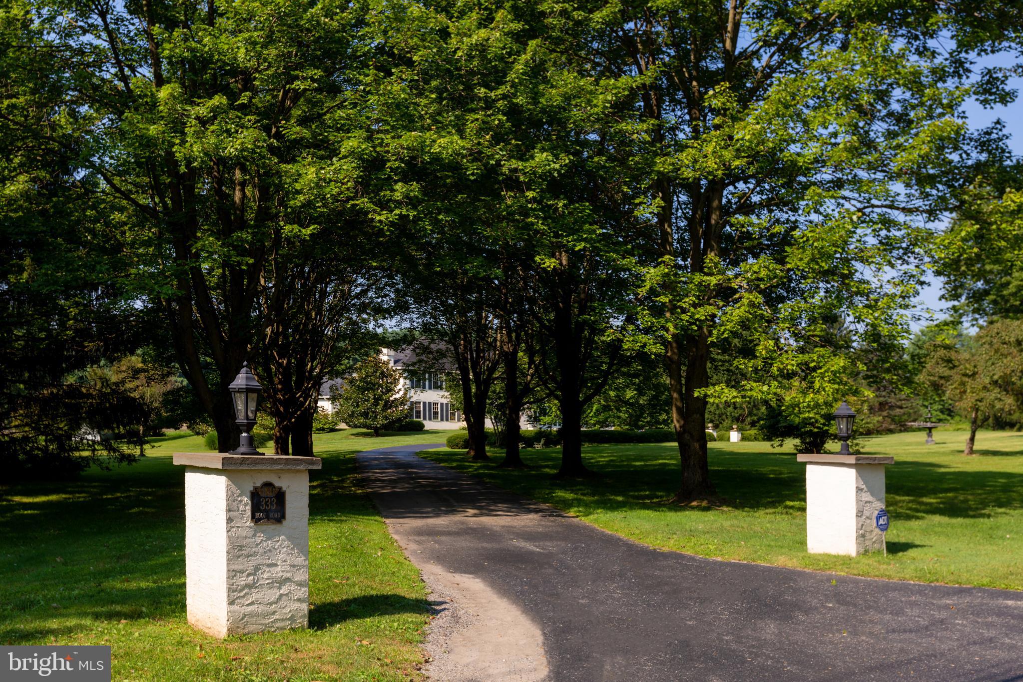 RADNOR HUNT - Residential