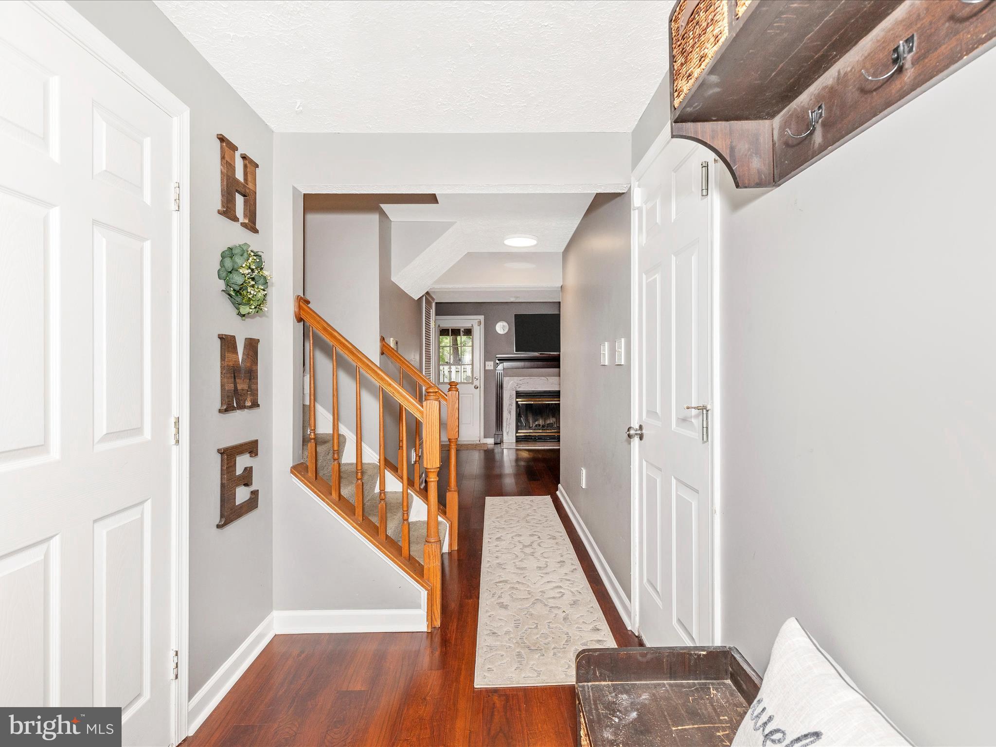 1511 BEVERLY COURT
