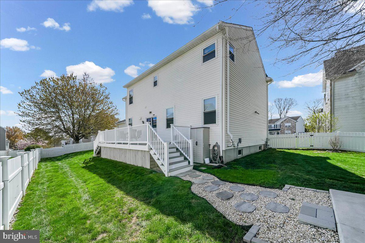 SPRINGFIELD CHASE - Residential