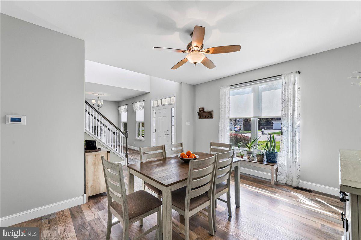 SPRINGFIELD CHASE - Residential