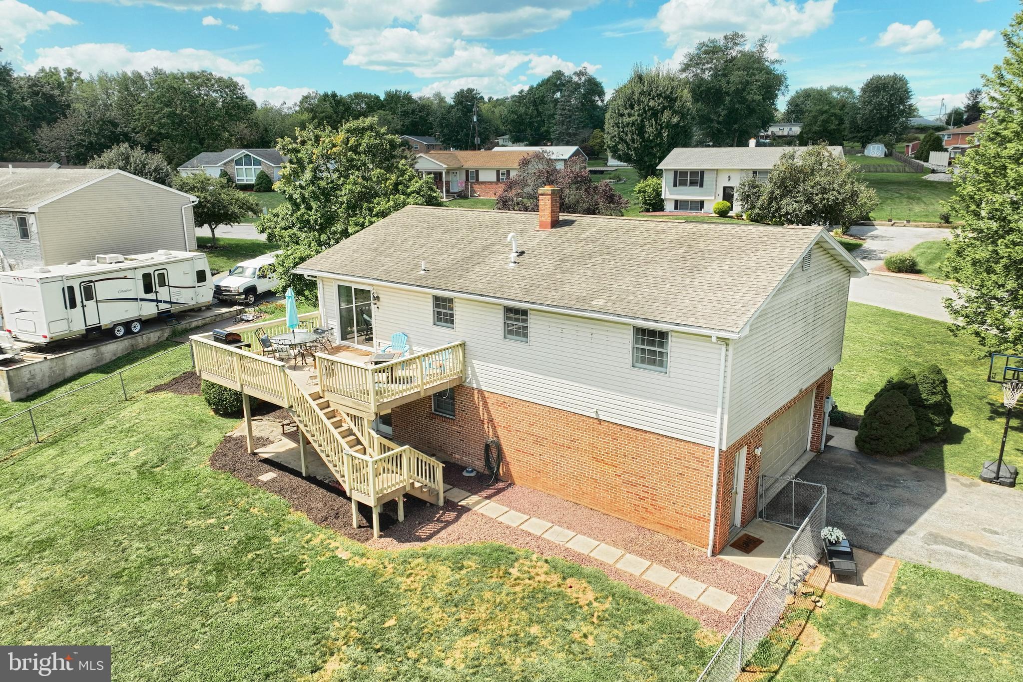 3047 ENGLEWOOD COURT
