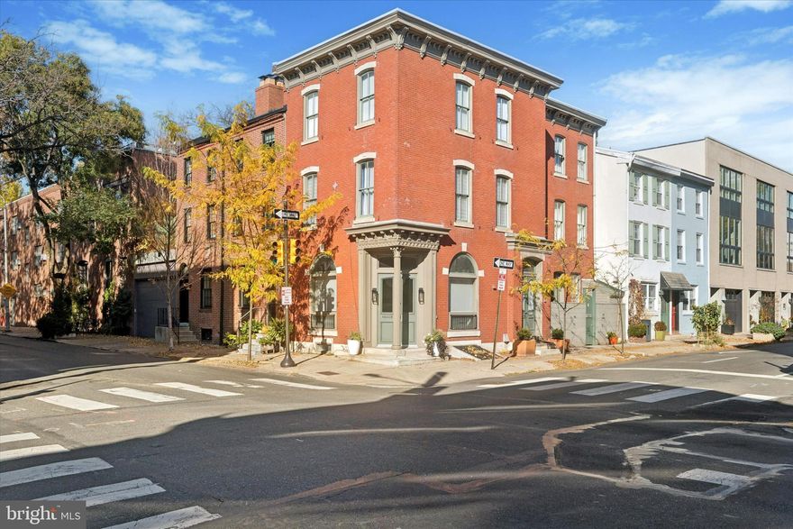 Private office ideally located in Fitler Square (corner of a 21st and Lombard Street).  Main level is 374 SF.  Lower level offers an additional 374 SF and is equipped with kitchen and storage space.