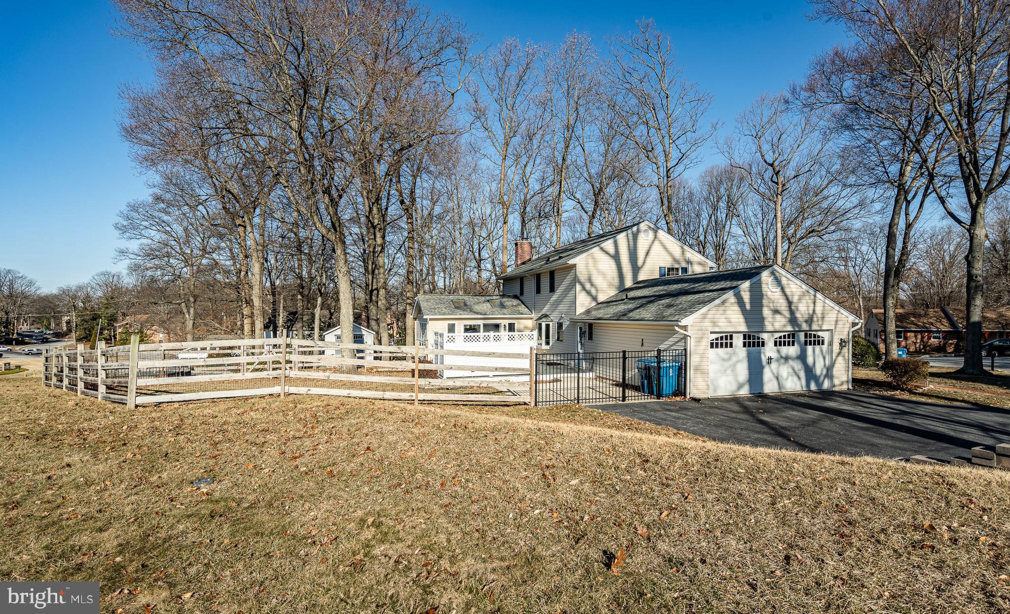 WOODMONT - Residential