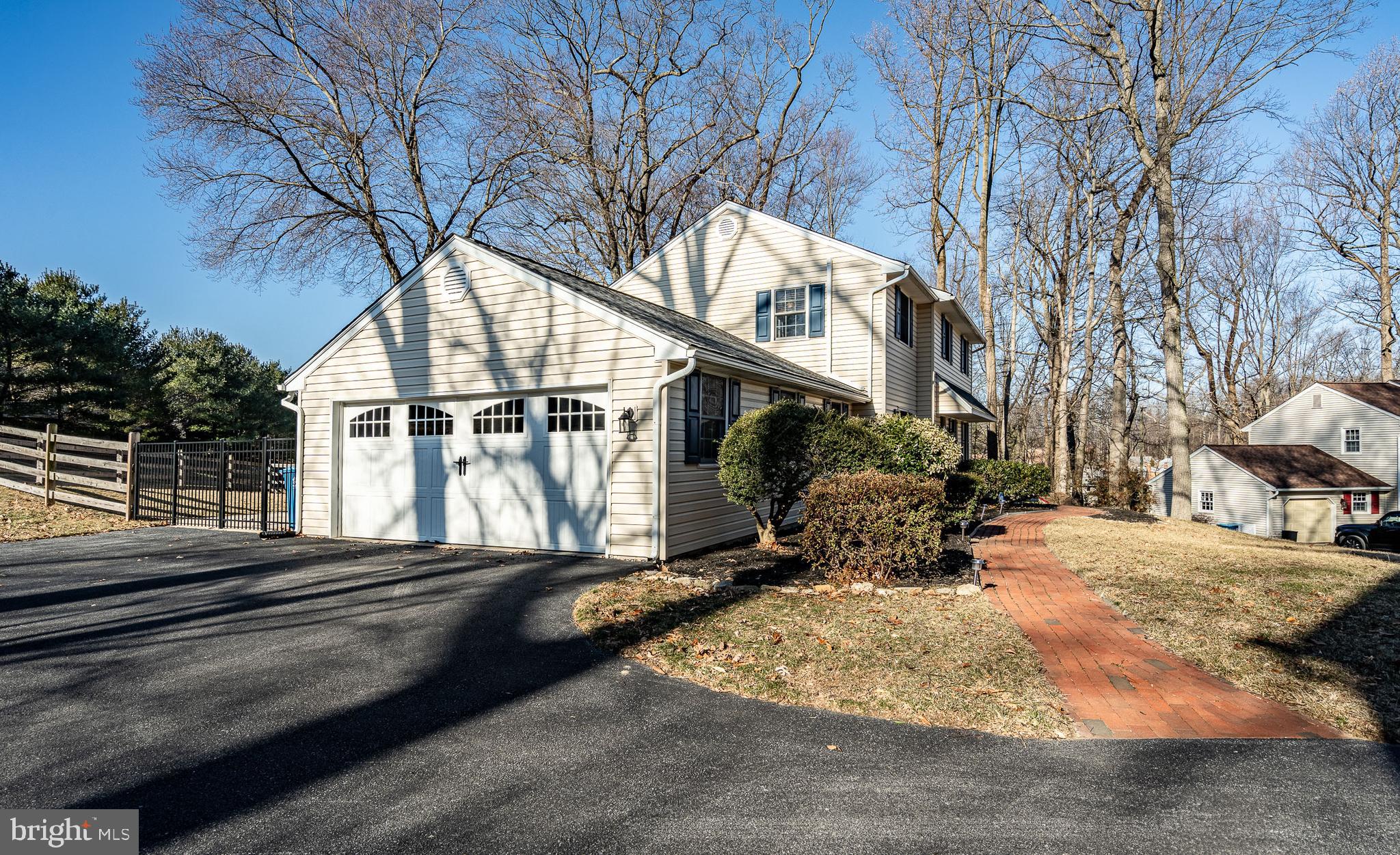 WOODMONT - Residential