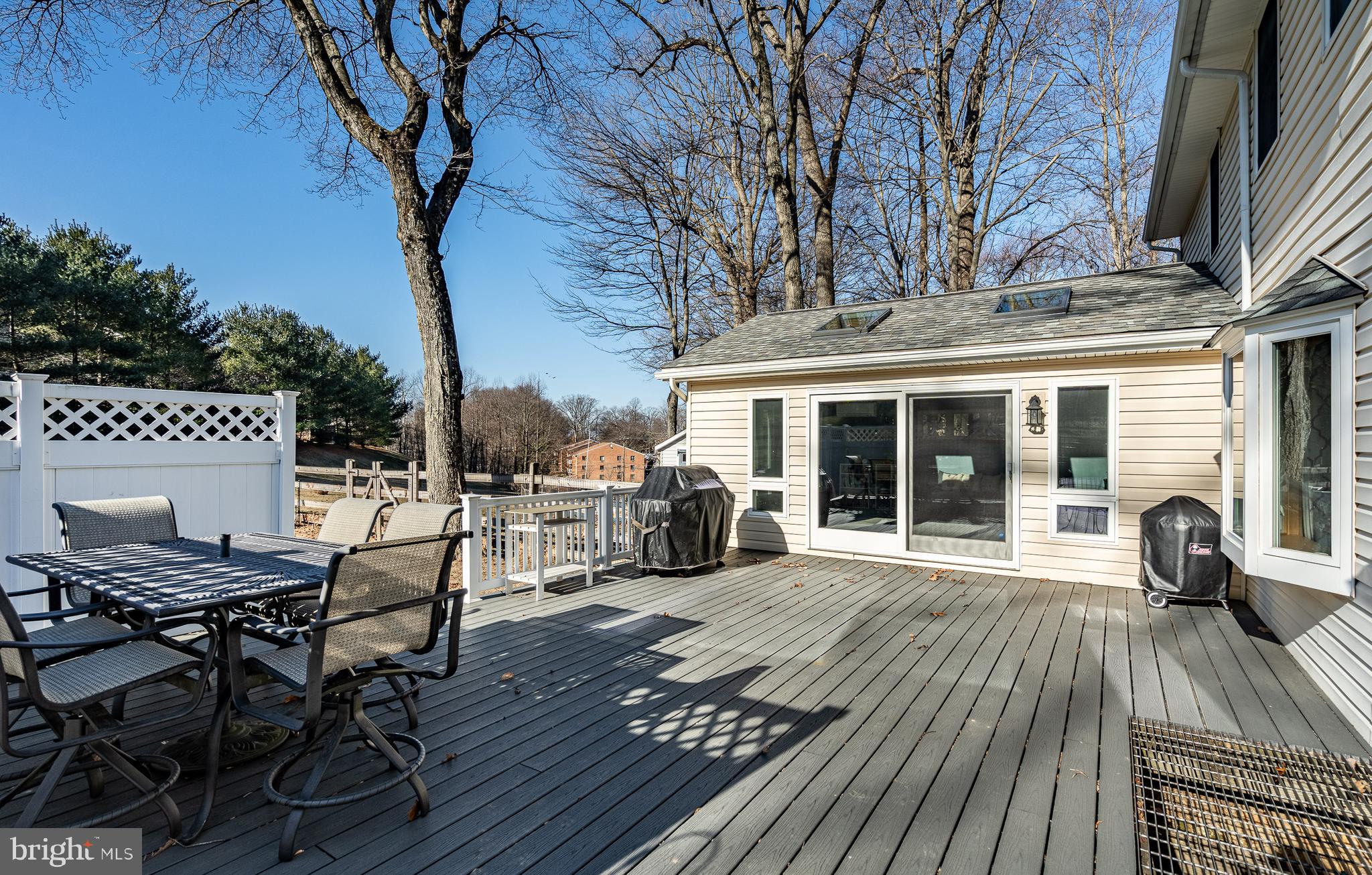 WOODMONT - Residential