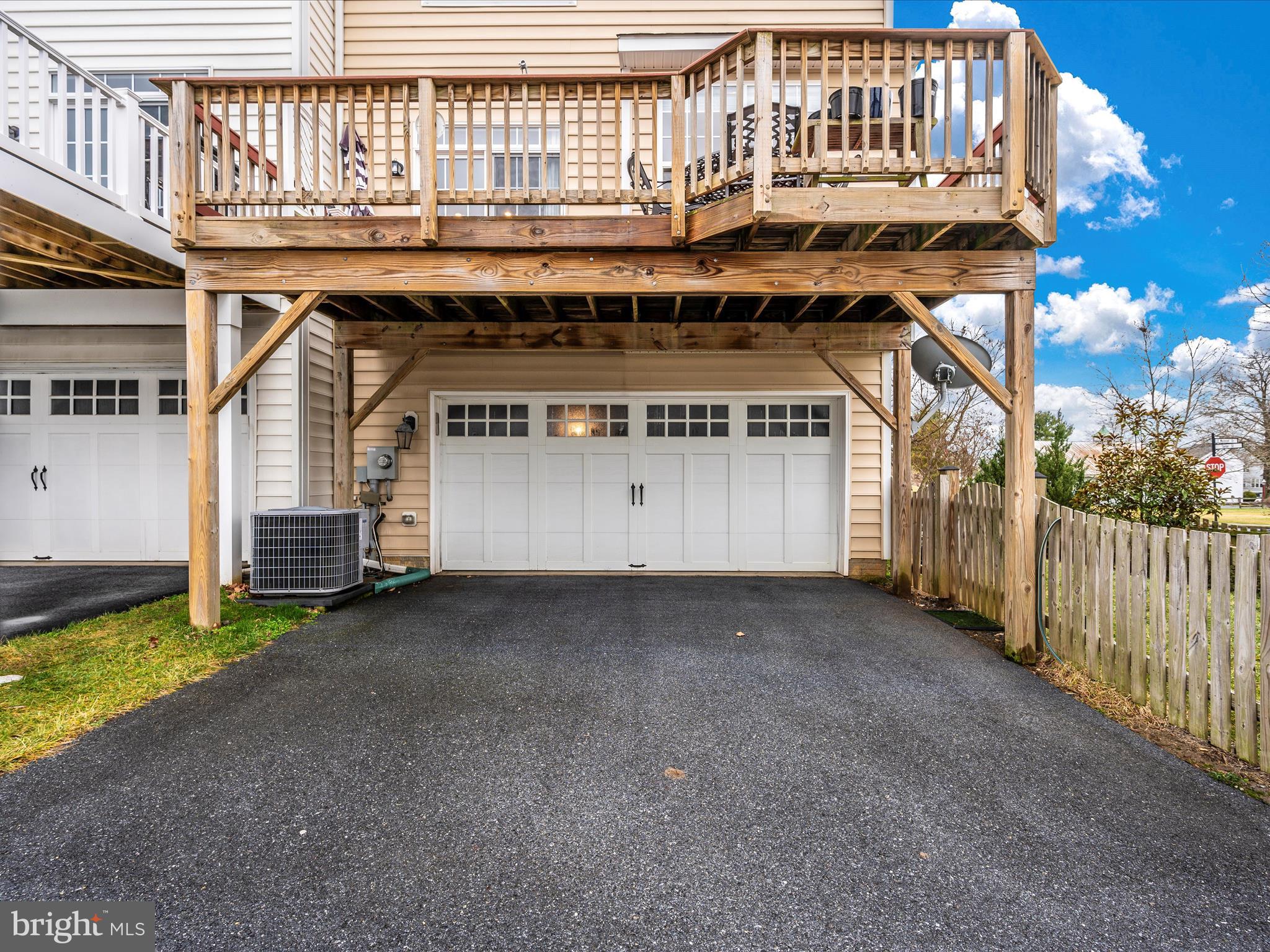 BRINKLEY MANOR - Residential