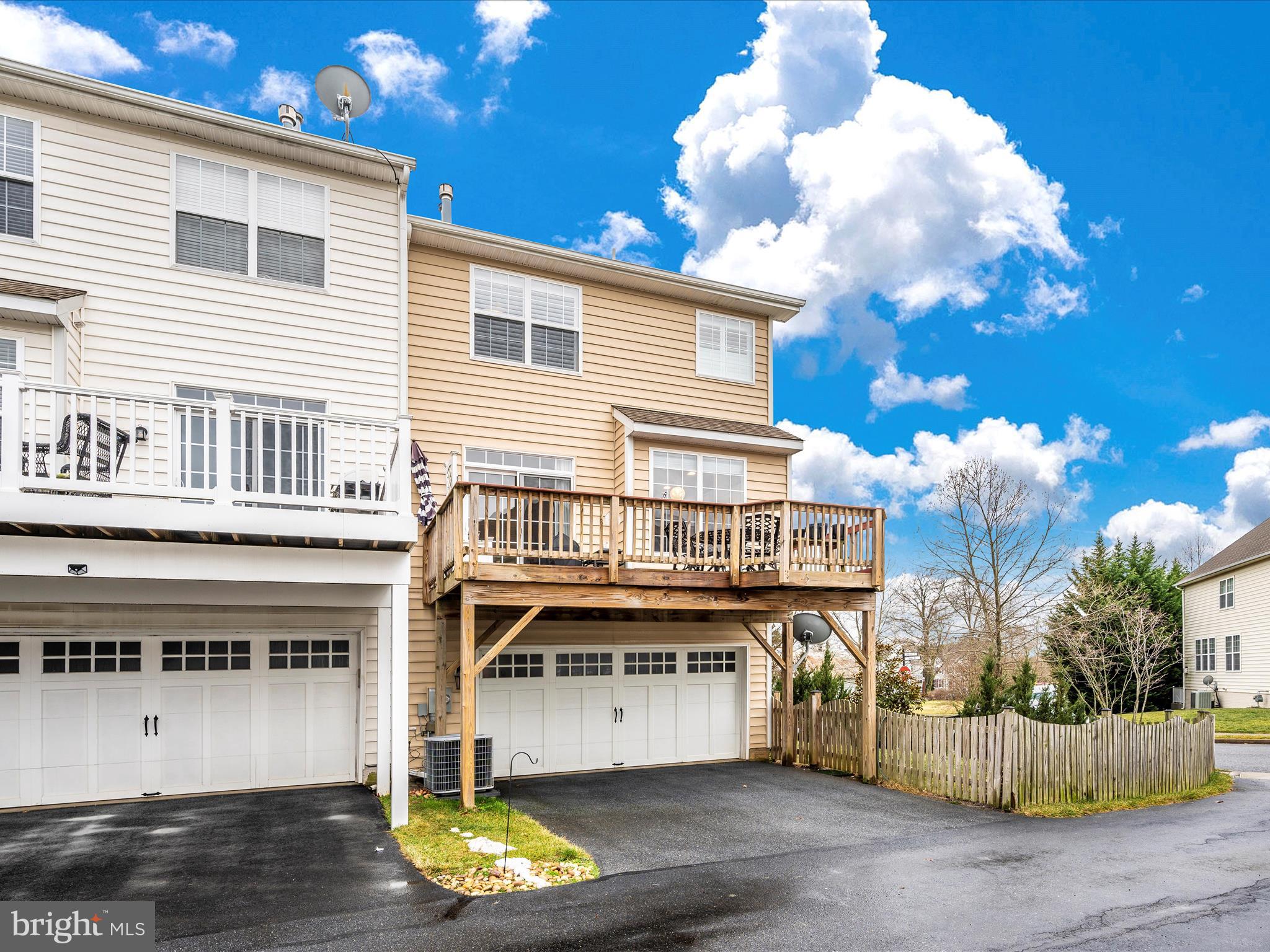 BRINKLEY MANOR - Residential