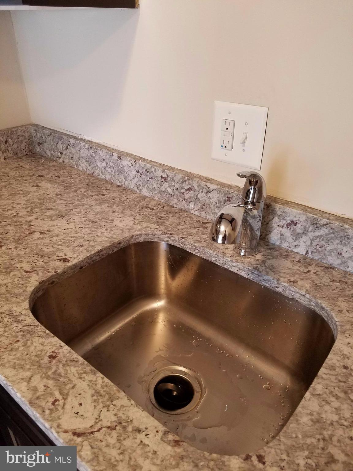 CENTRAL PARK CONDO - Residential