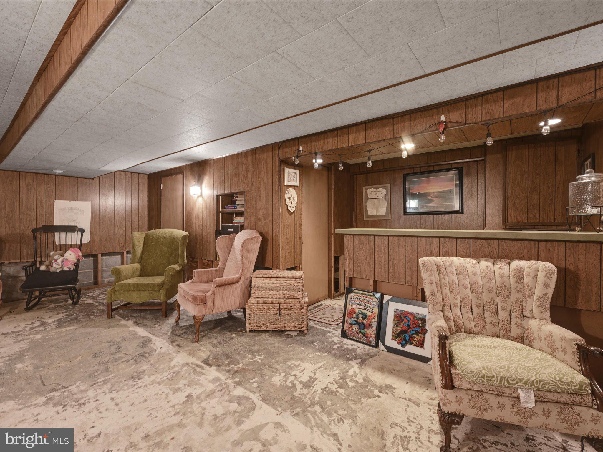 WILSHIRE MEADOWS - Residential