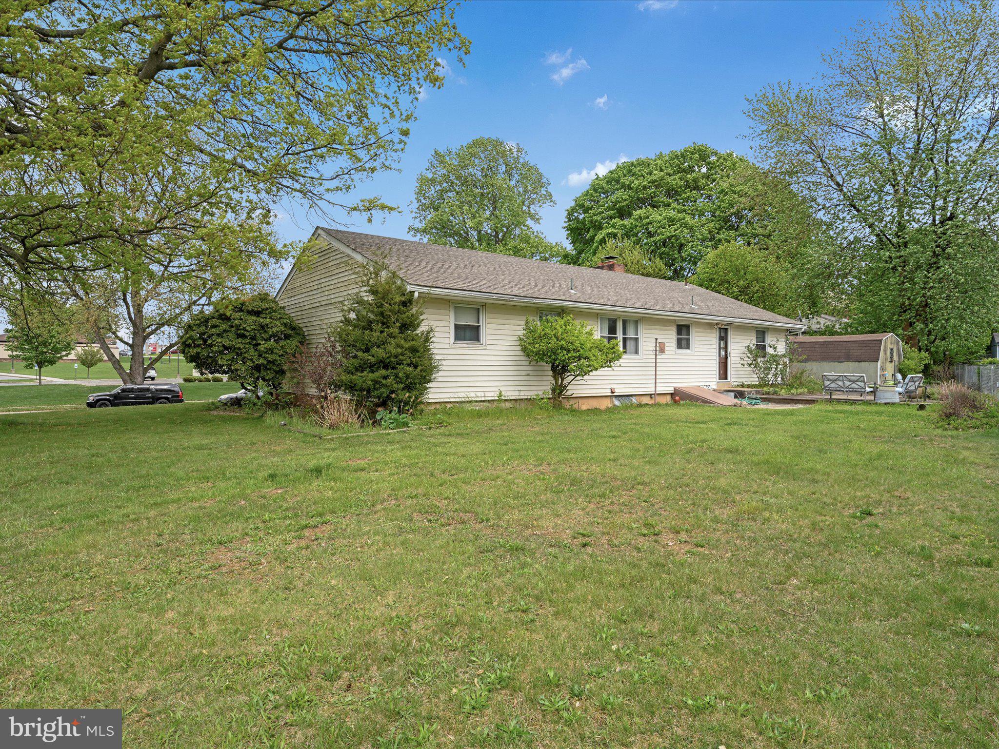 WILSHIRE MEADOWS - Residential