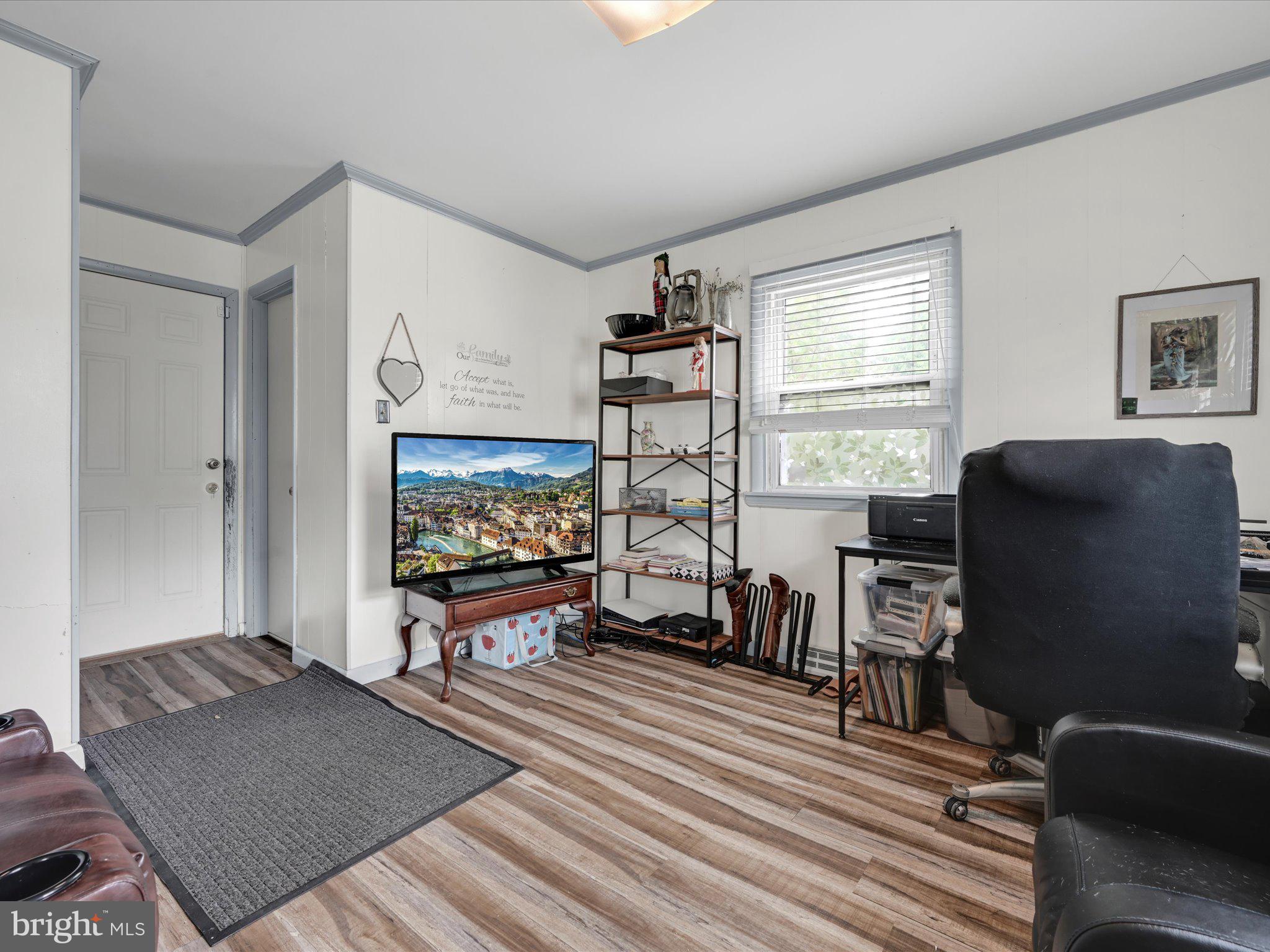 WILSHIRE MEADOWS - Residential