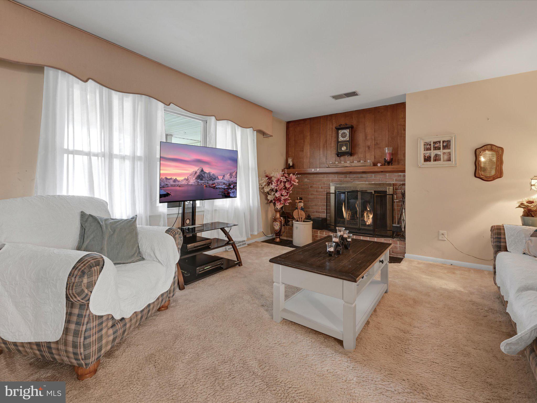 WILSHIRE MEADOWS - Residential