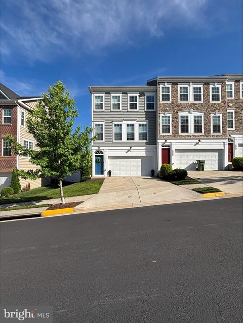 1214 RAMBLE DRIVE FREDERICKSBURG VA 22401