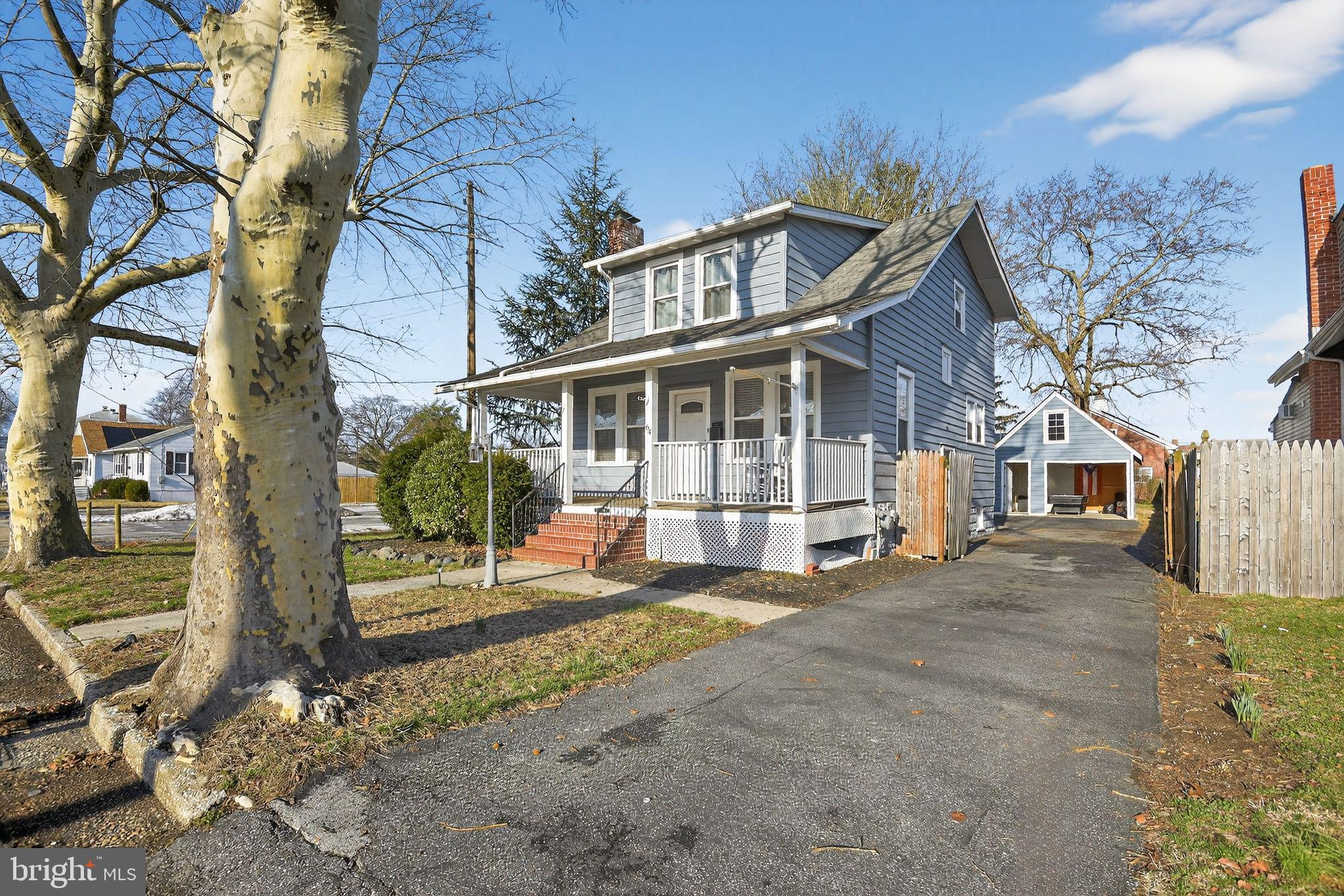 64 OAK STREET