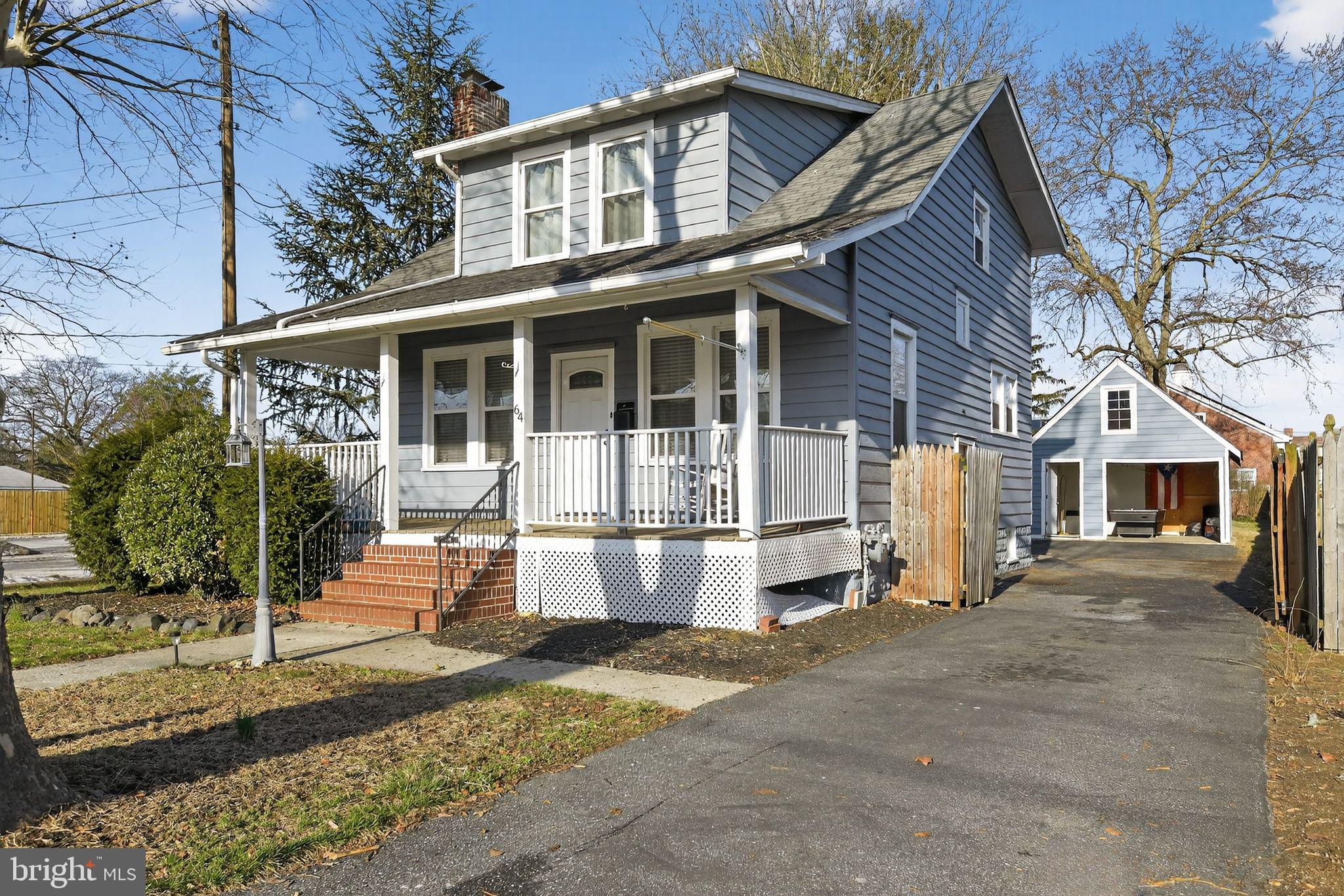 64 OAK STREET