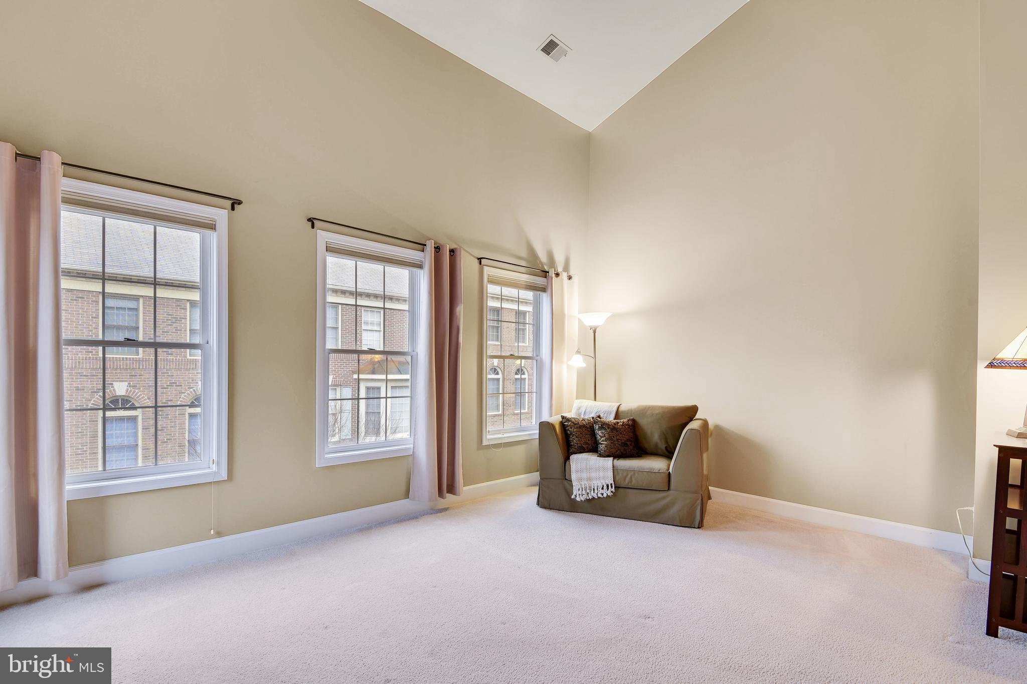 STONEGATE - Residential