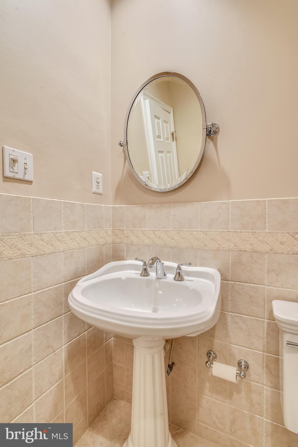 STONEGATE - Residential