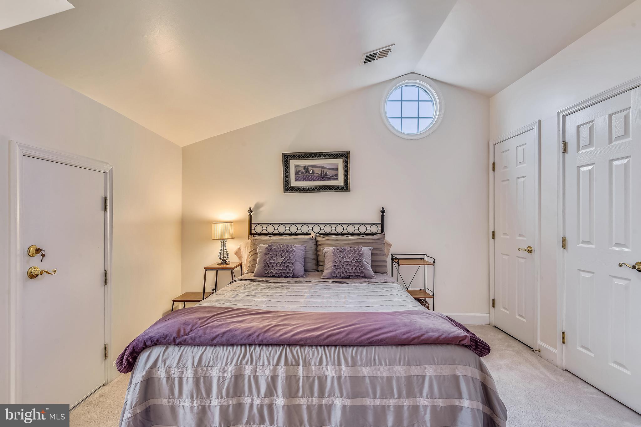 STONEGATE - Residential