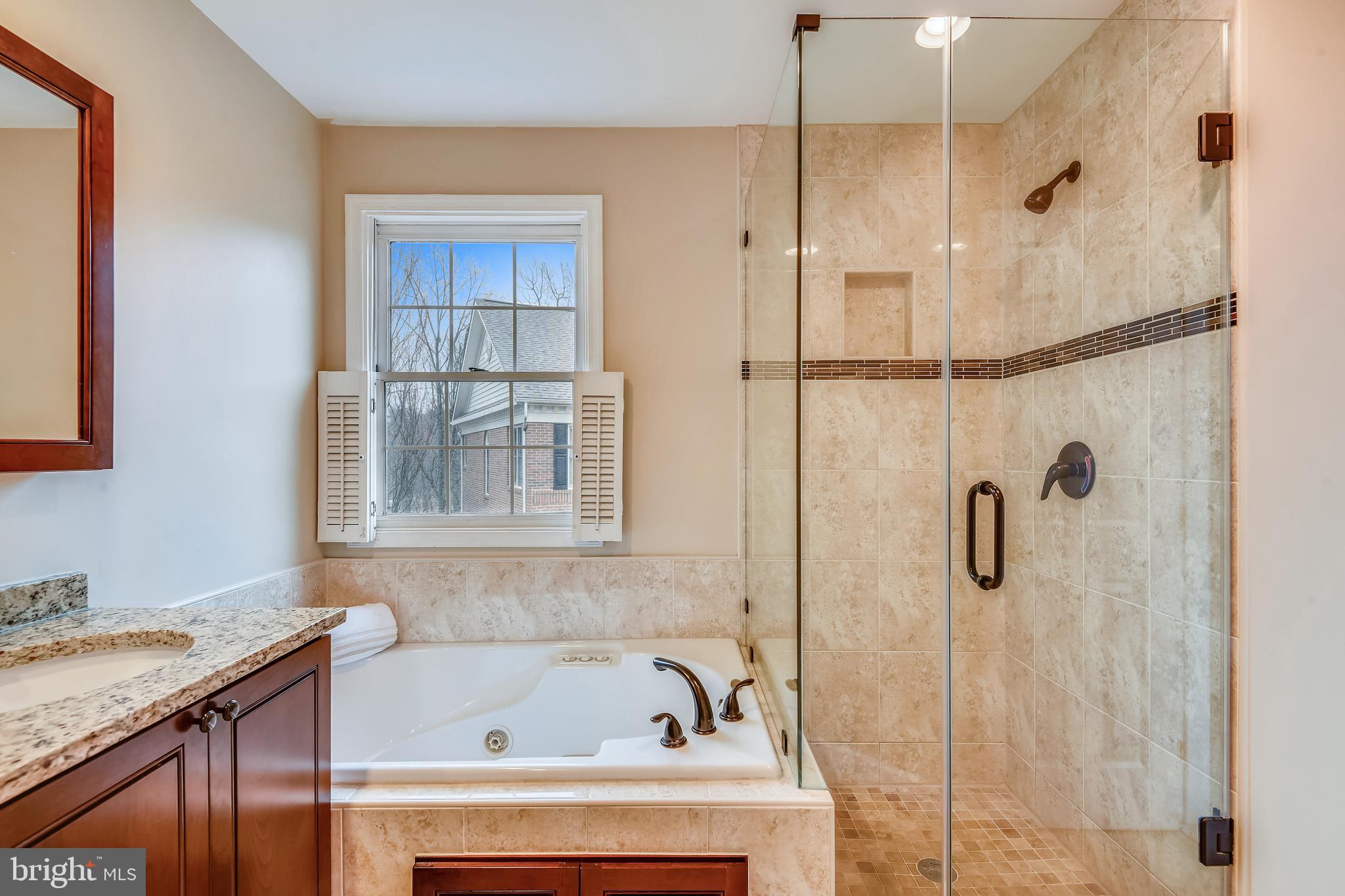 STONEGATE - Residential