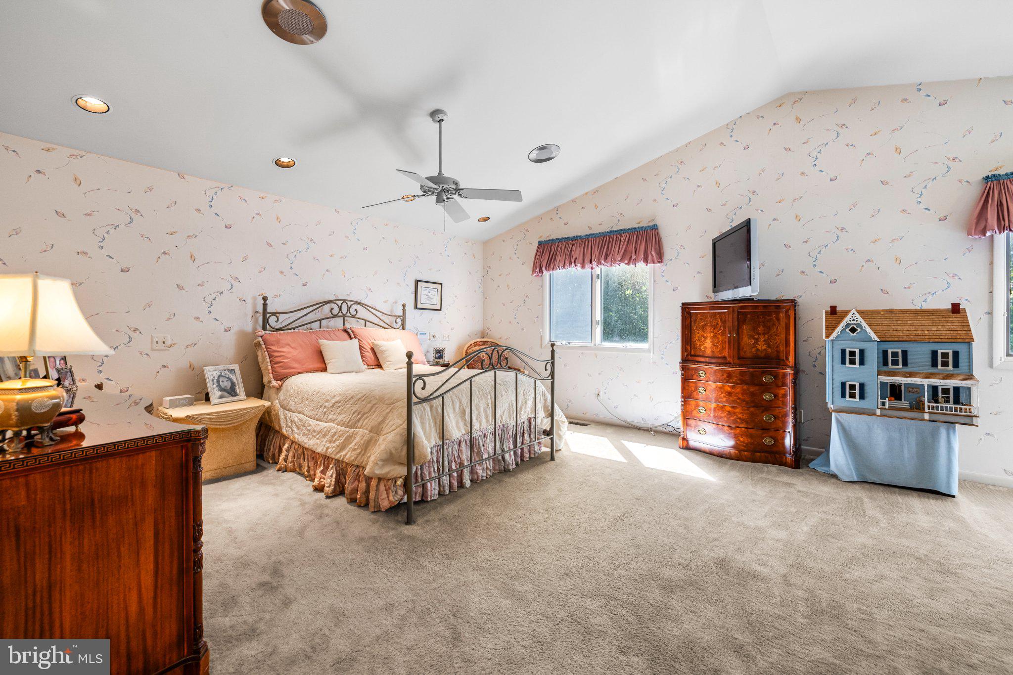 WORTHINGTON VALLEY ESTATES - Residential