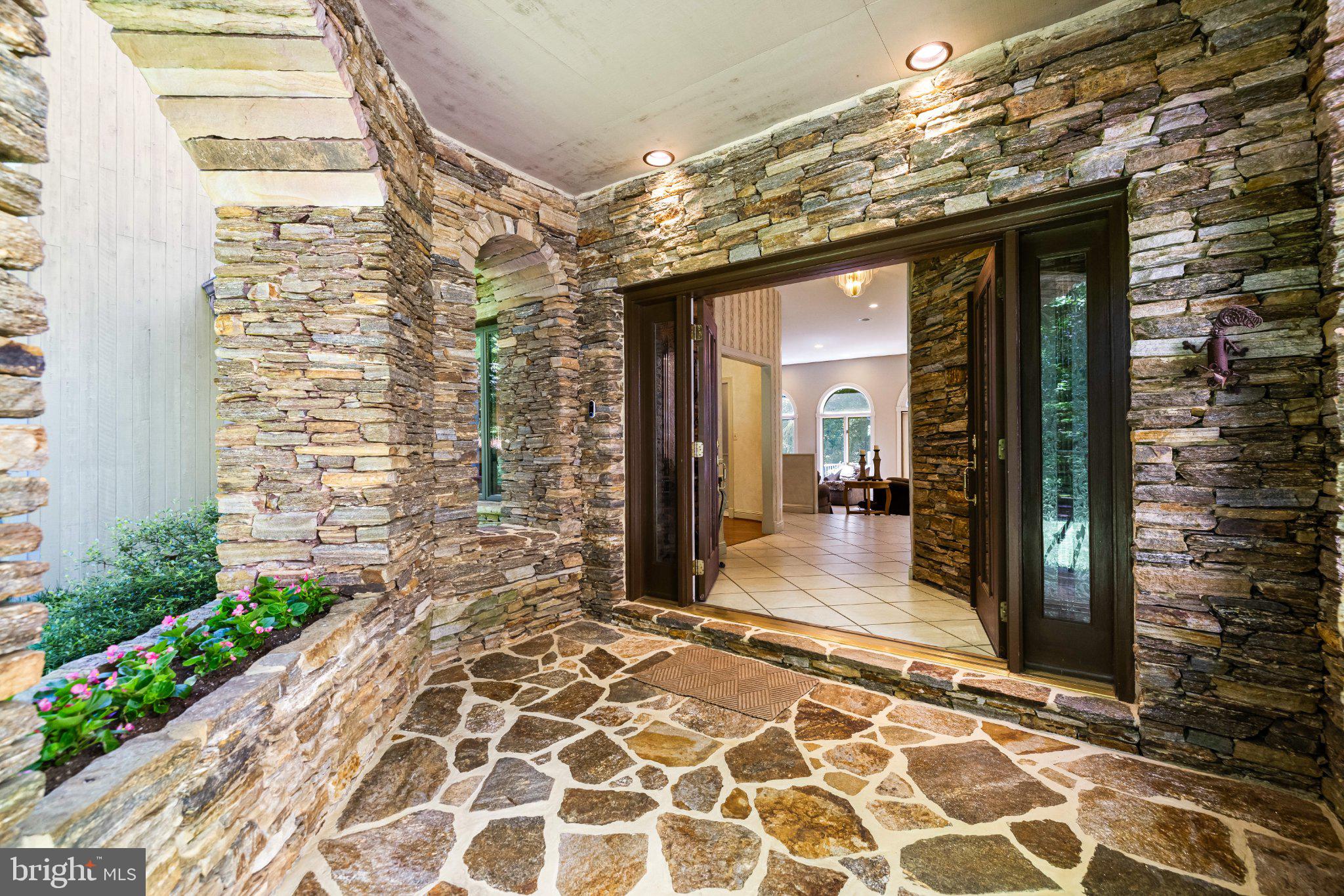 WORTHINGTON VALLEY ESTATES - Residential