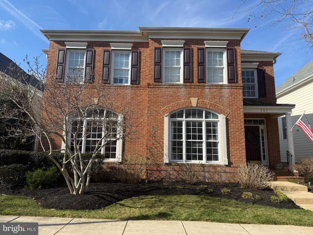 Photo of 707 Pilot House Drive, ANNAPOLIS, MD 21401 (MLS # MDAA2139820)