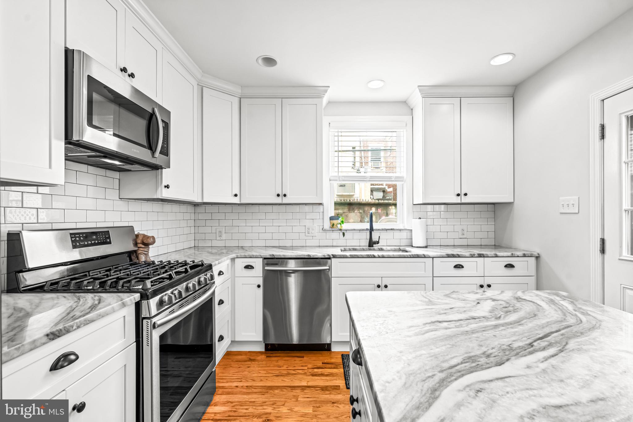 PASSYUNK SQUARE - Residential