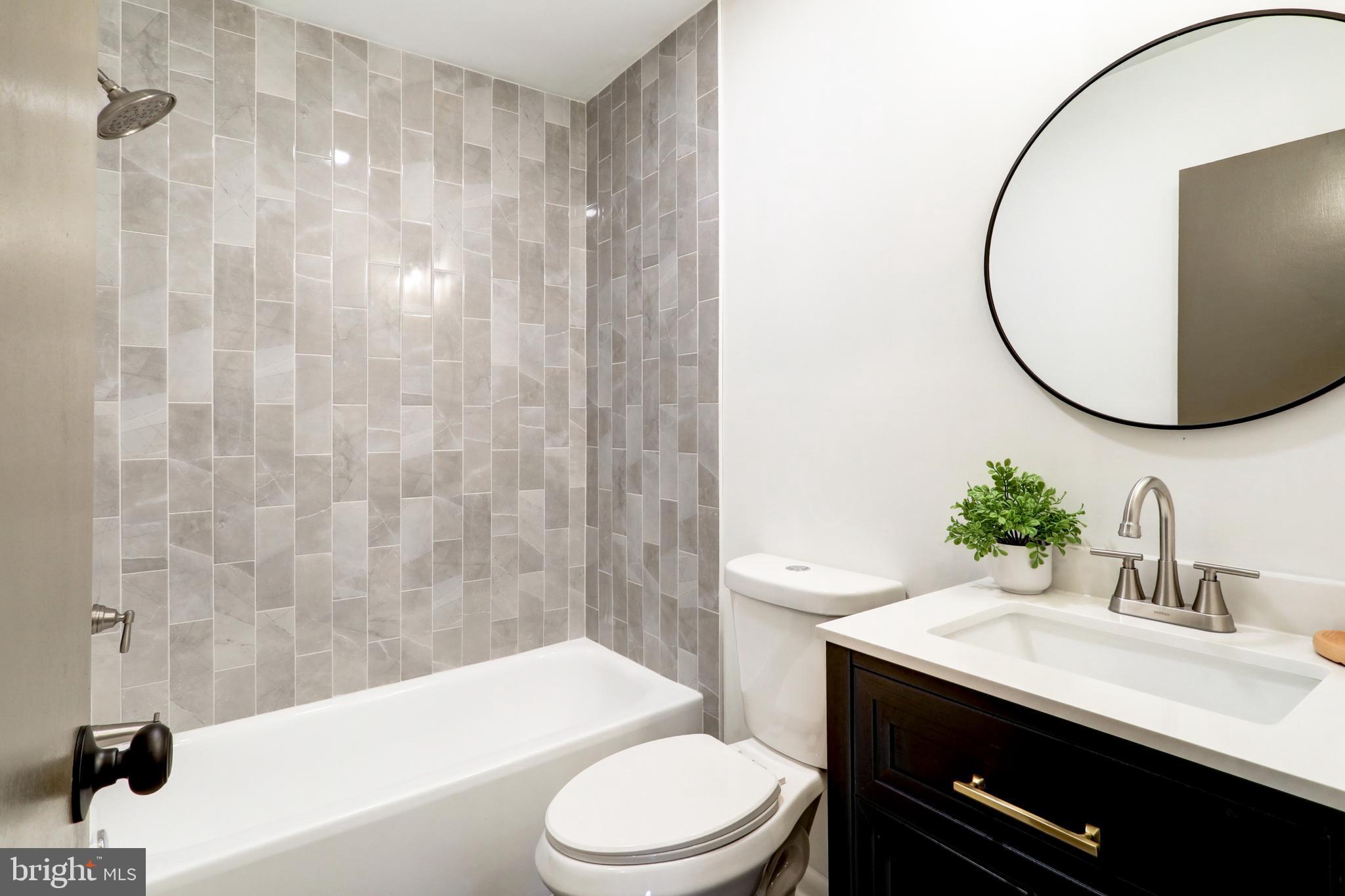 PADDOCK FARM - Residential