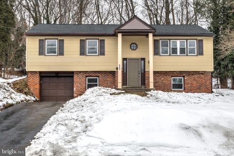 Photo of 333 Golf Hills Road, HAVERTOWN, PA 19083 (MLS # PADE2107792)