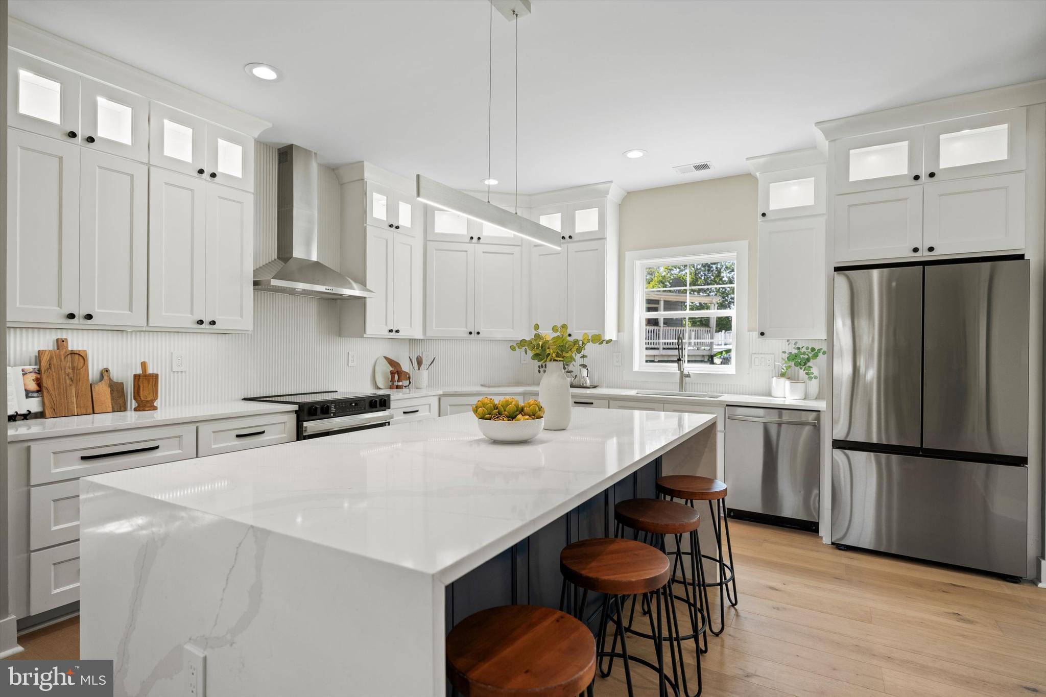 BUCKNELL MANOR - Residential