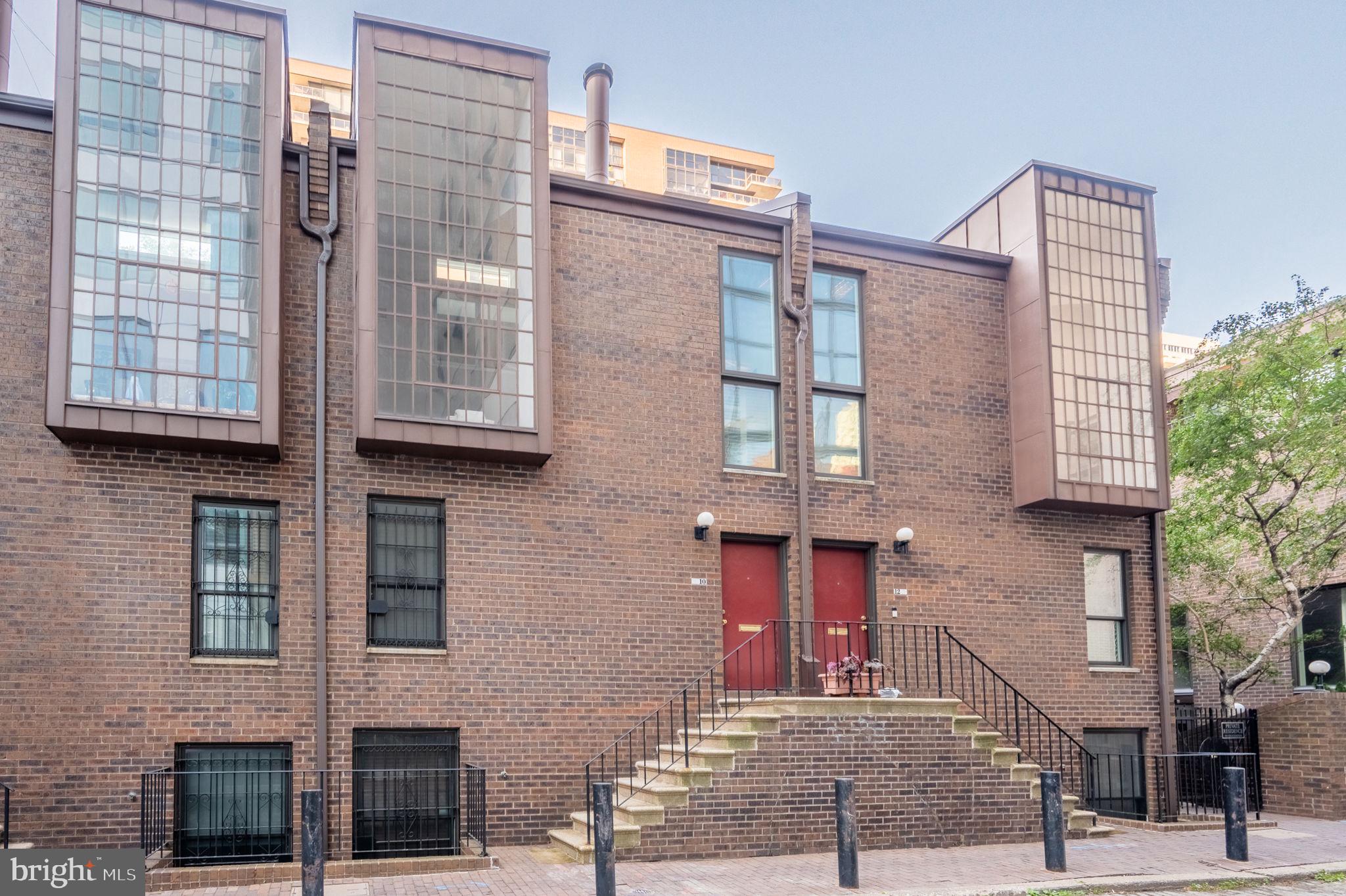 10 SAINT JAMES COURT 14