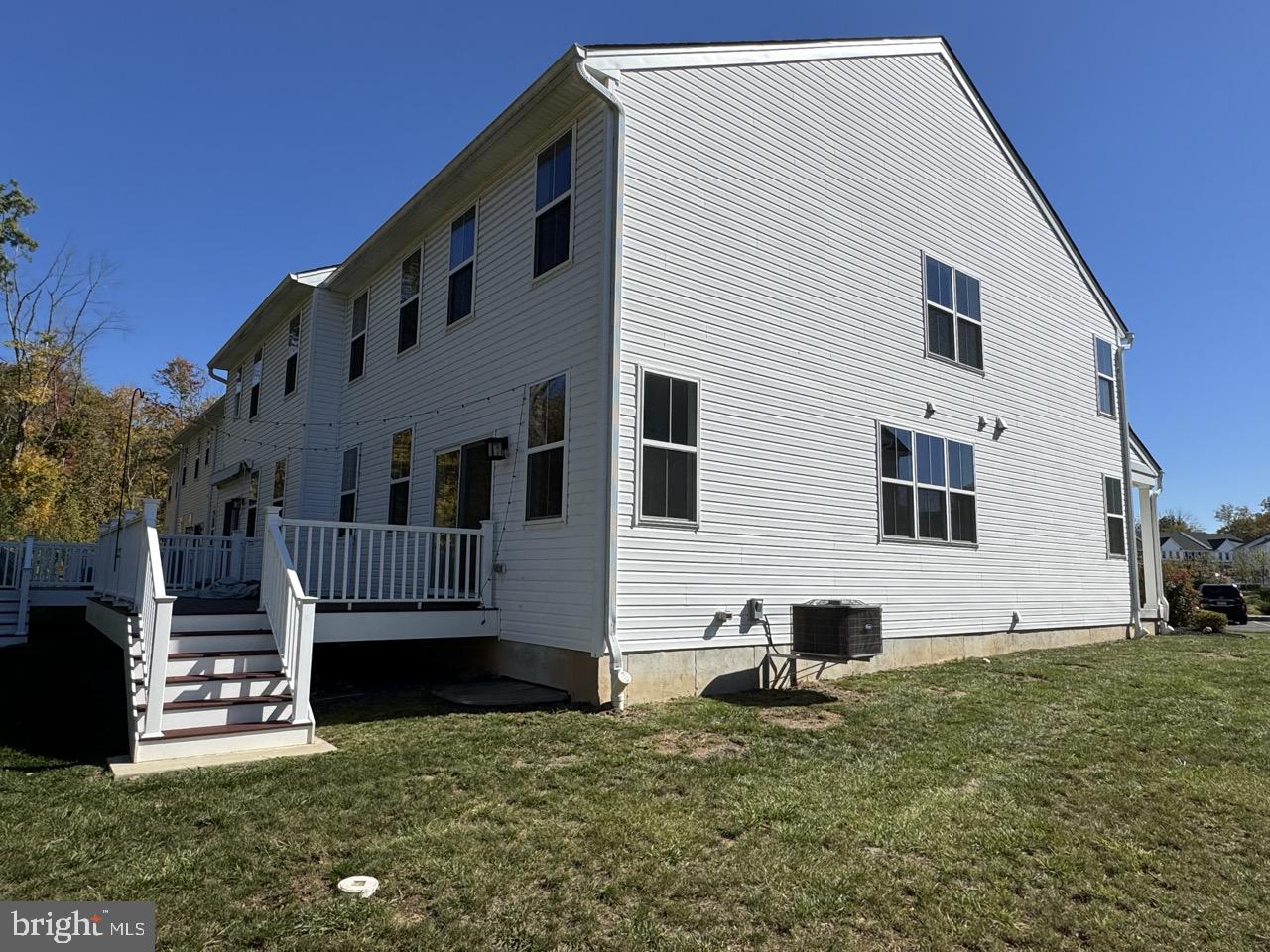 WALNUT CREEK AT MONT - Residential Lease