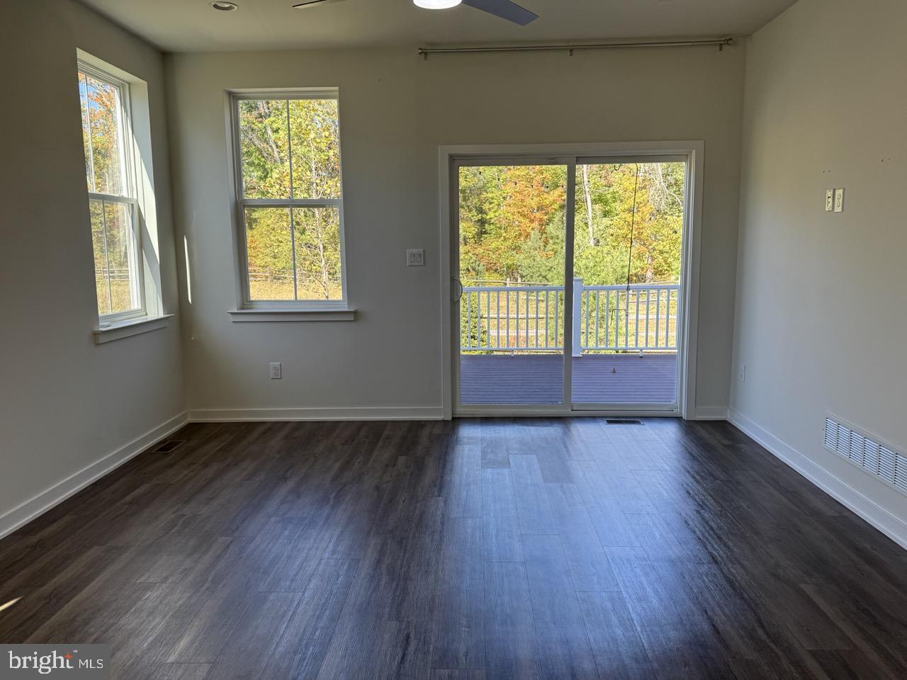 WALNUT CREEK AT MONT - Residential Lease