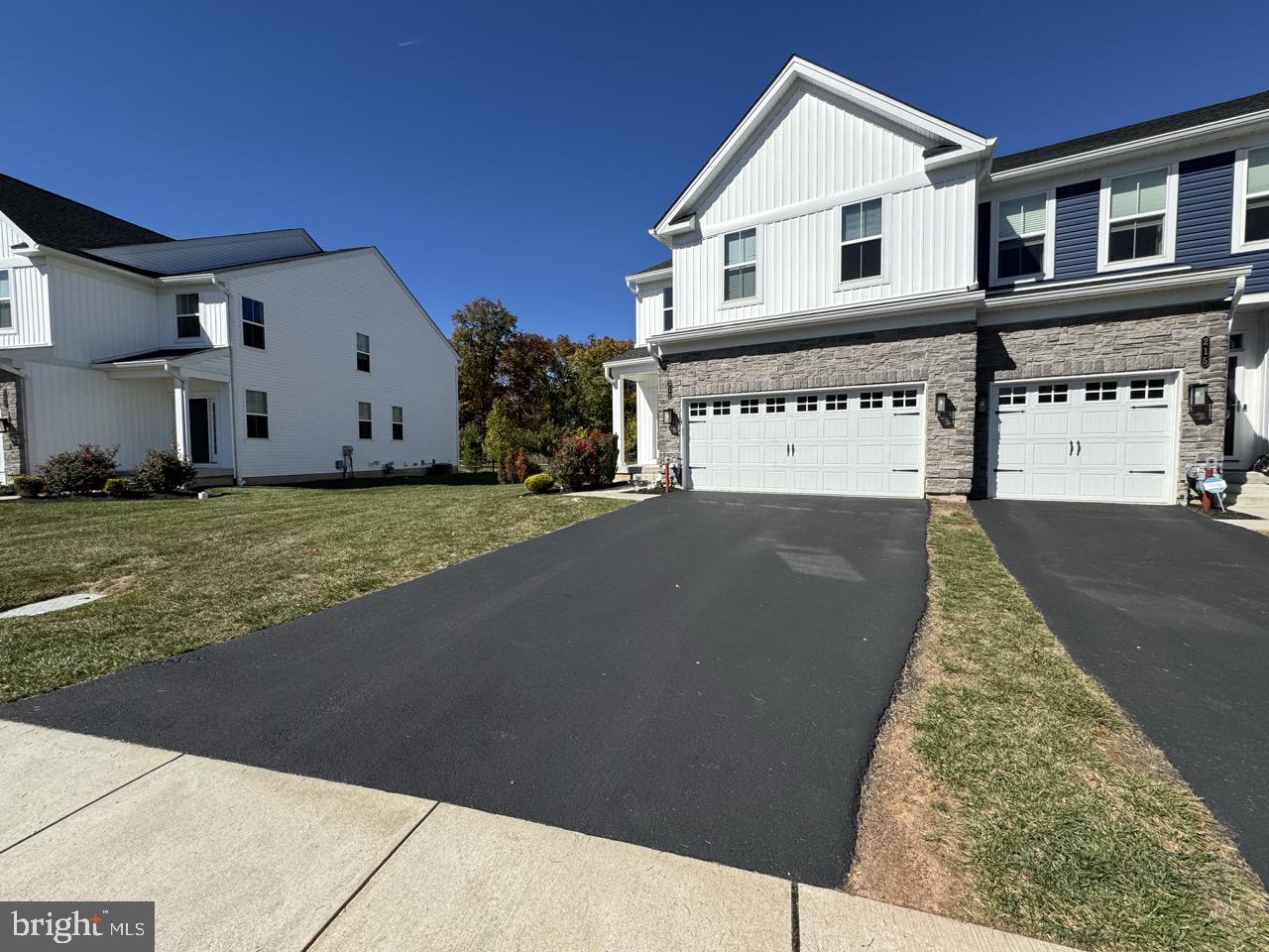 WALNUT CREEK AT MONT - Residential Lease