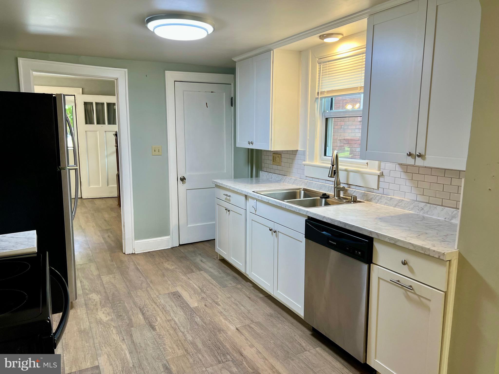 NORTH END - Residential