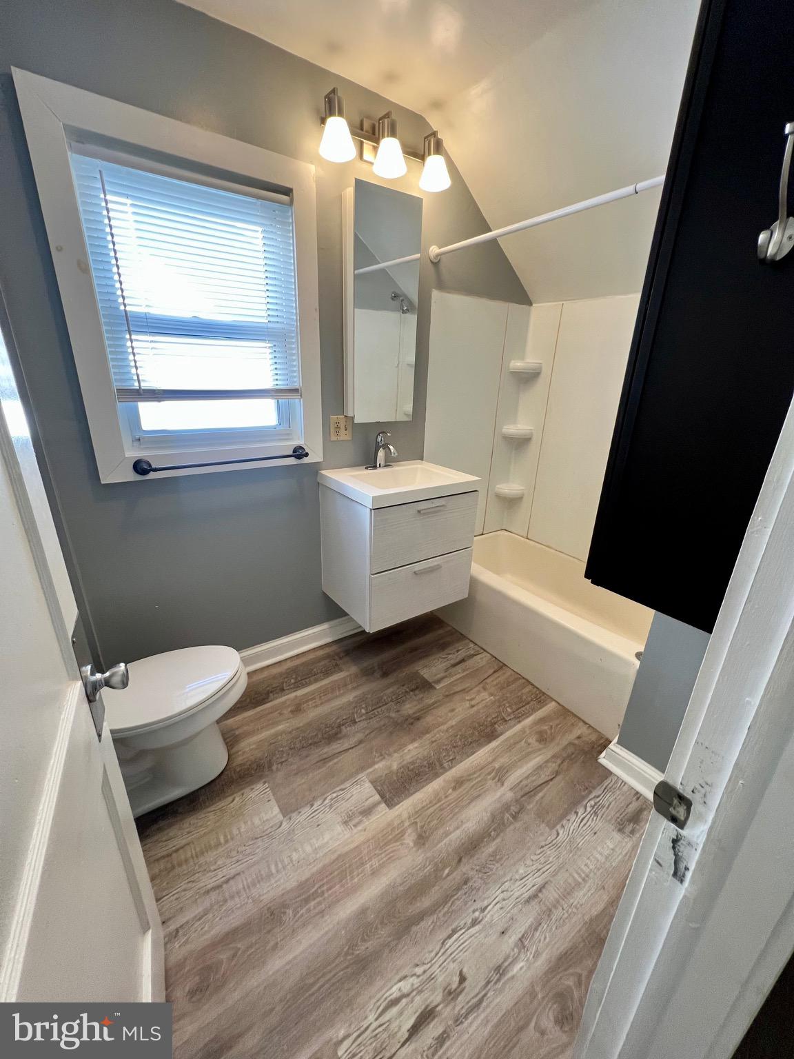 NORTH END - Residential