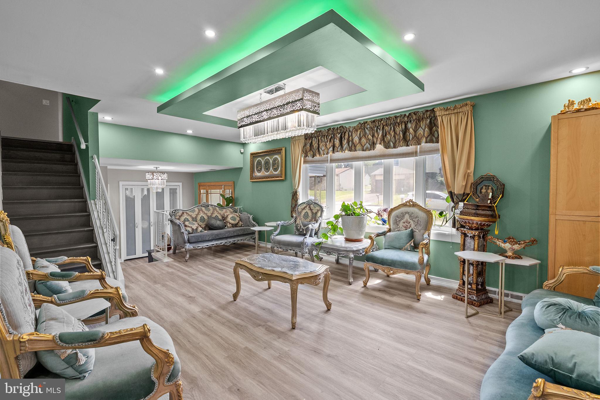 1300 CLOVER LANE