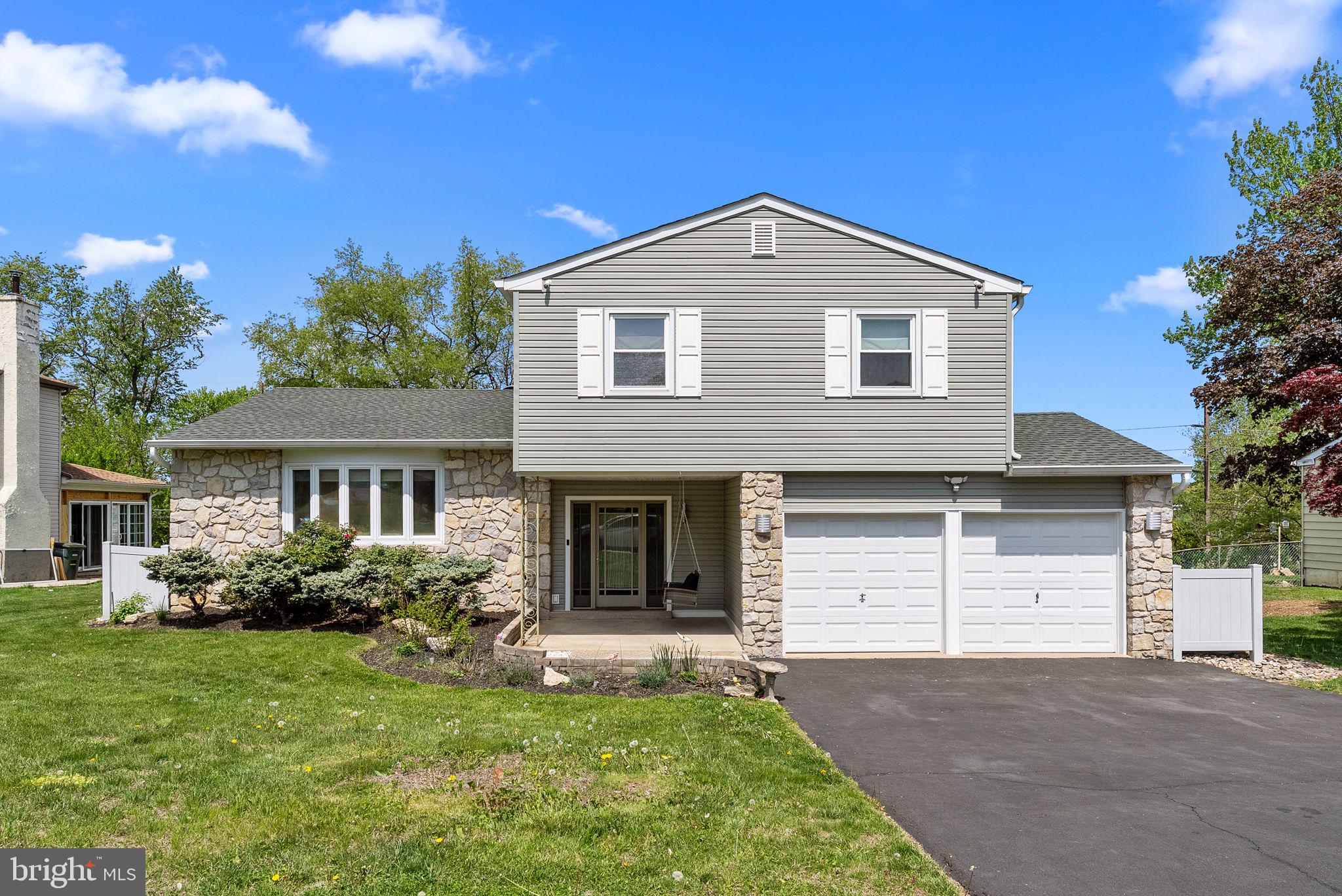1300 CLOVER LANE