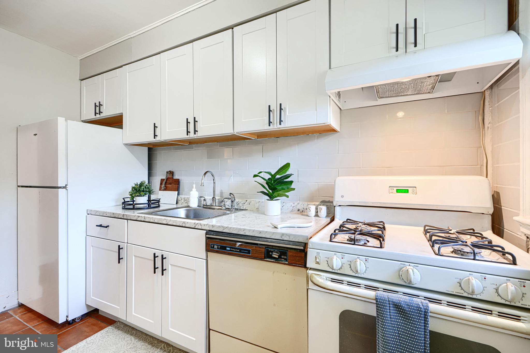 NEW NORTHWOOD - Residential