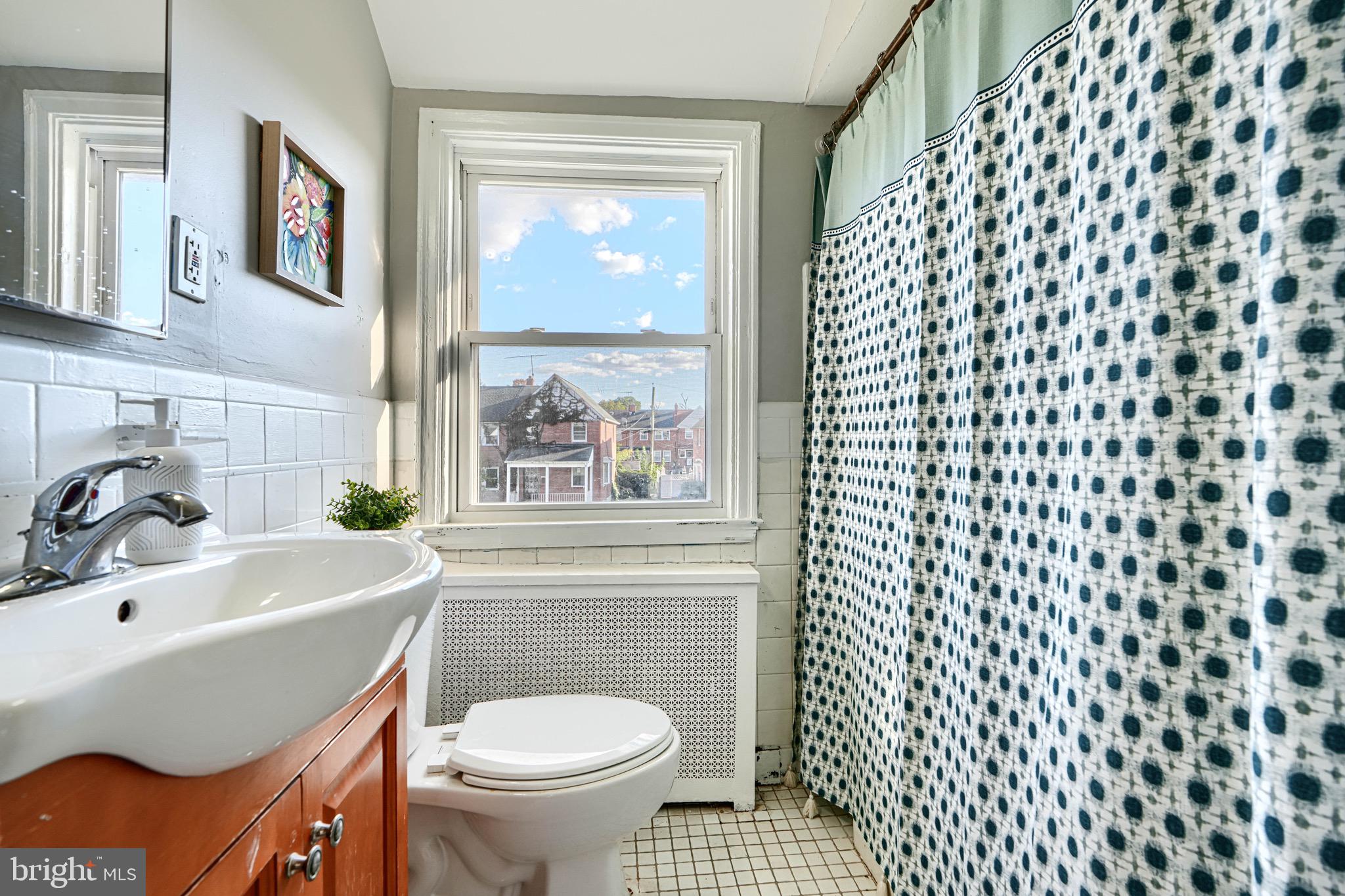 NEW NORTHWOOD - Residential