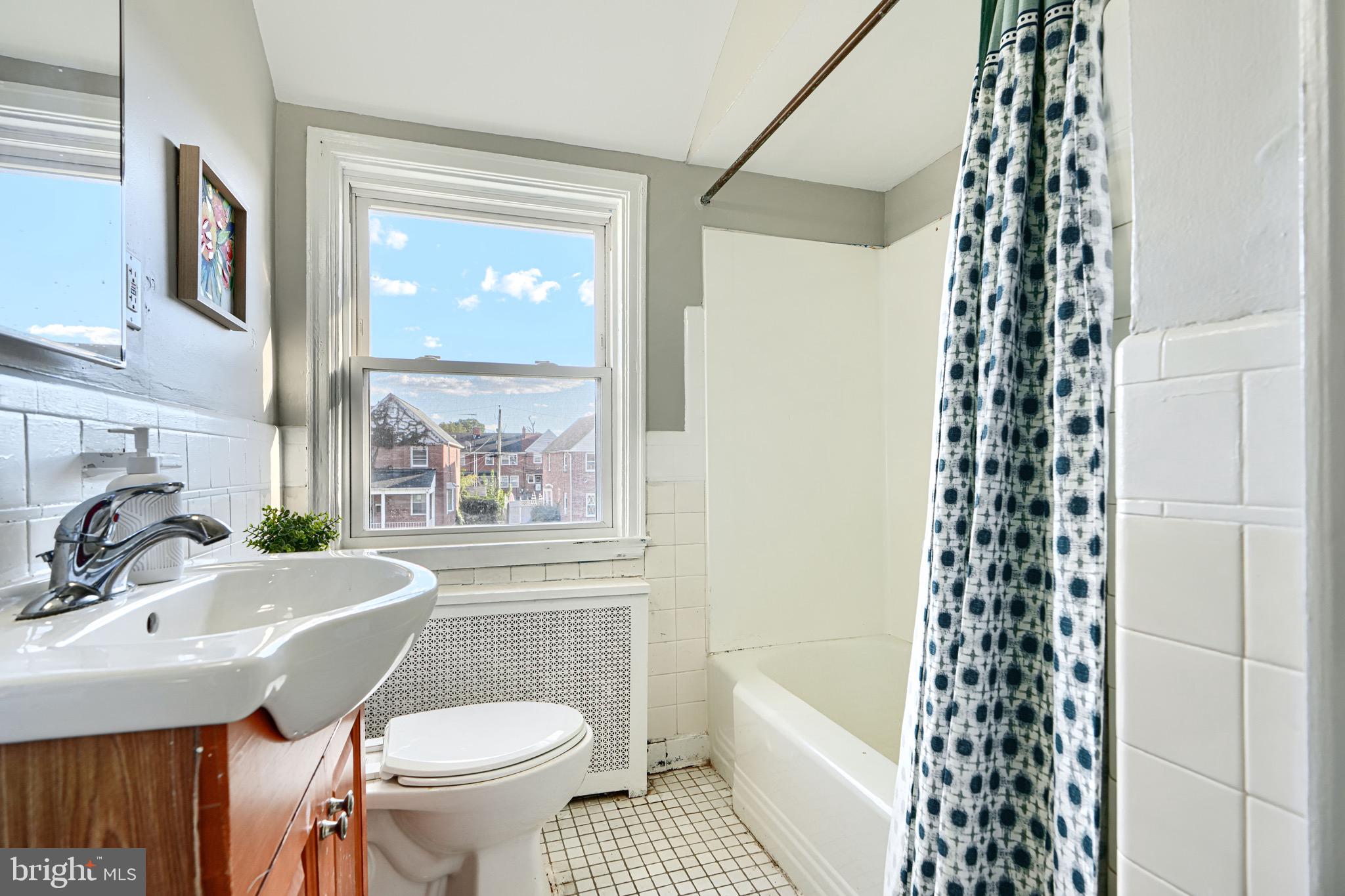 NEW NORTHWOOD - Residential