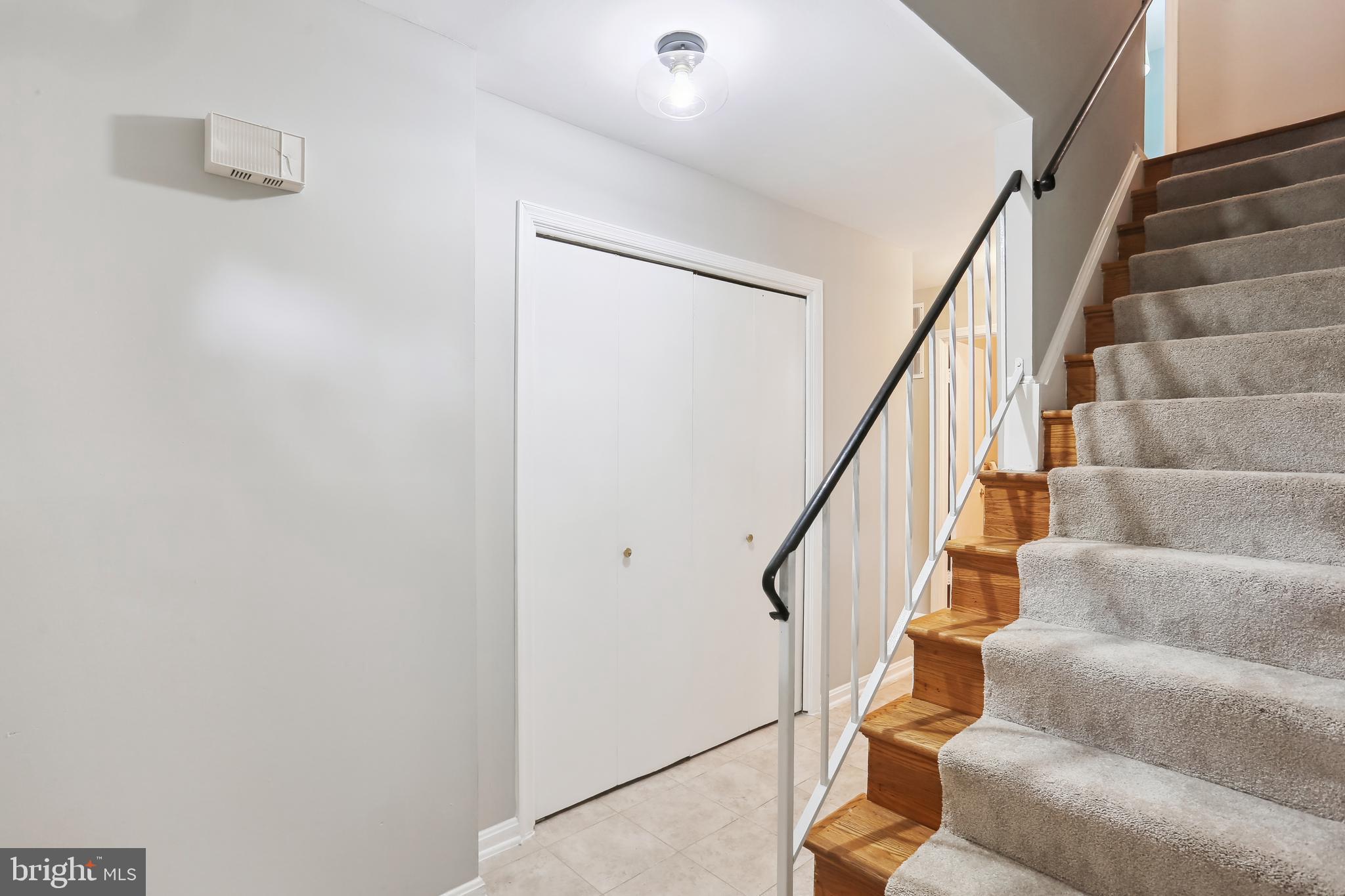 DIAMOND COURTS - Residential