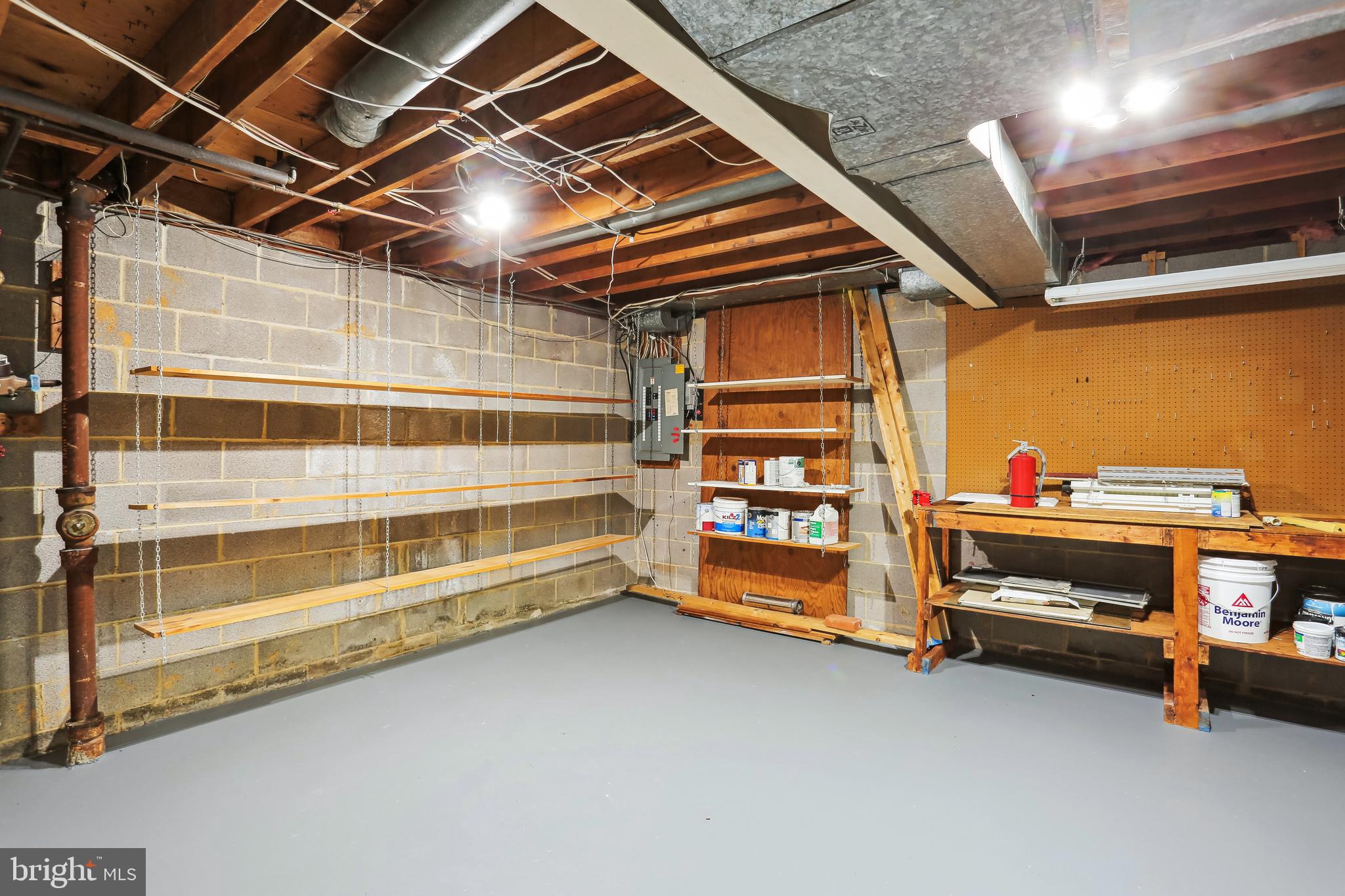 DIAMOND COURTS - Residential