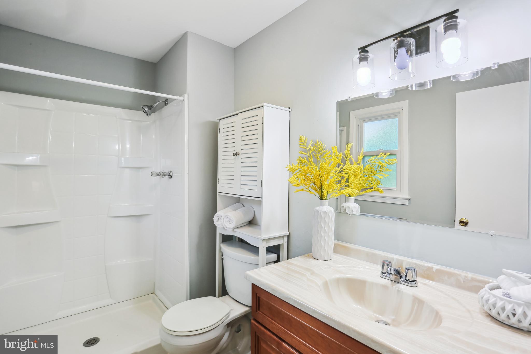 DIAMOND COURTS - Residential