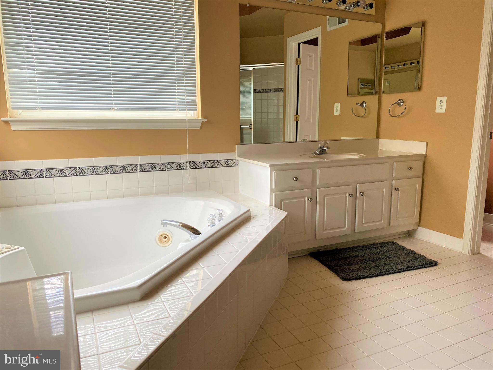 HAMPSTEAD LANDING - Residential