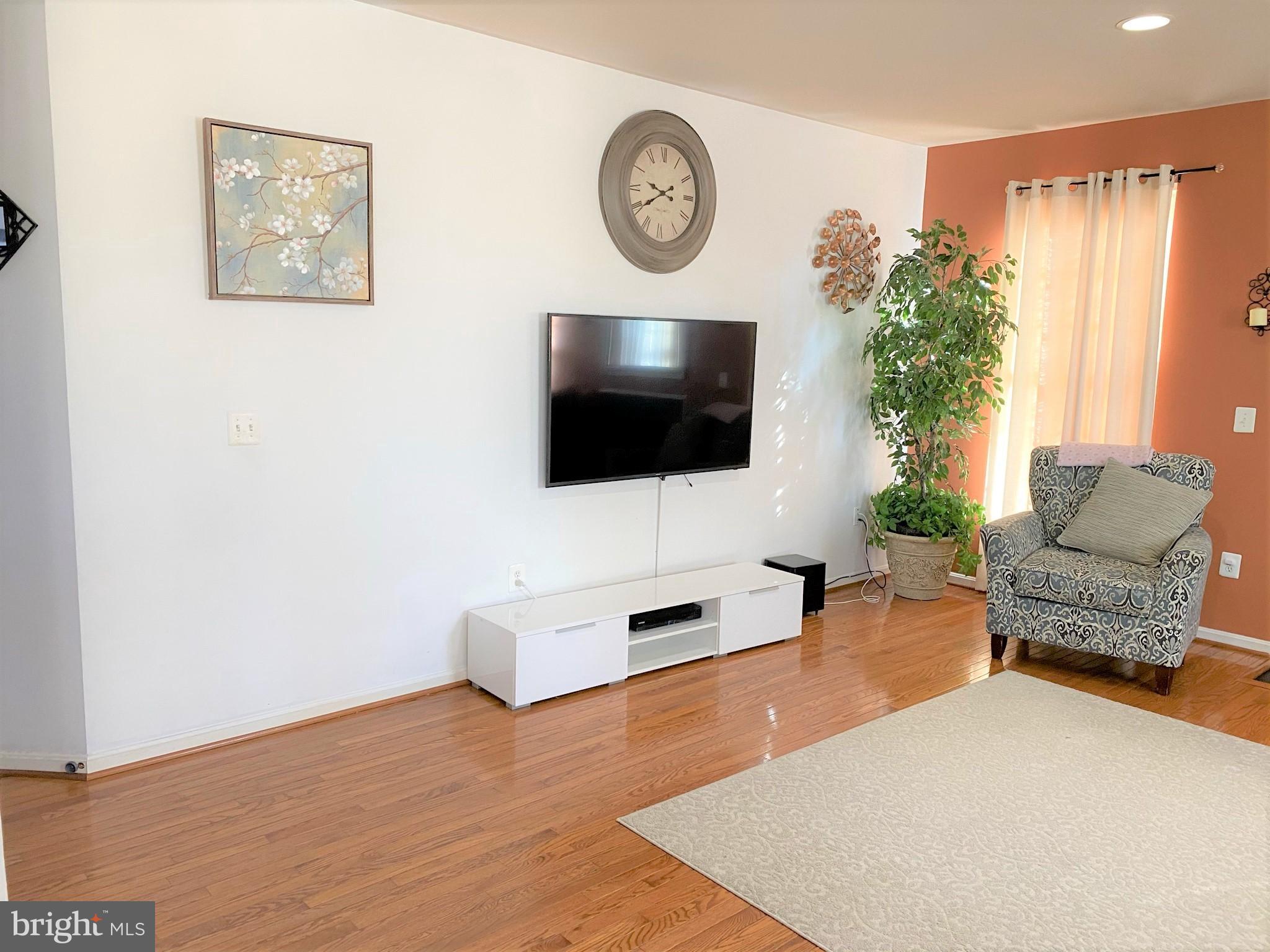 HAMPSTEAD LANDING - Residential