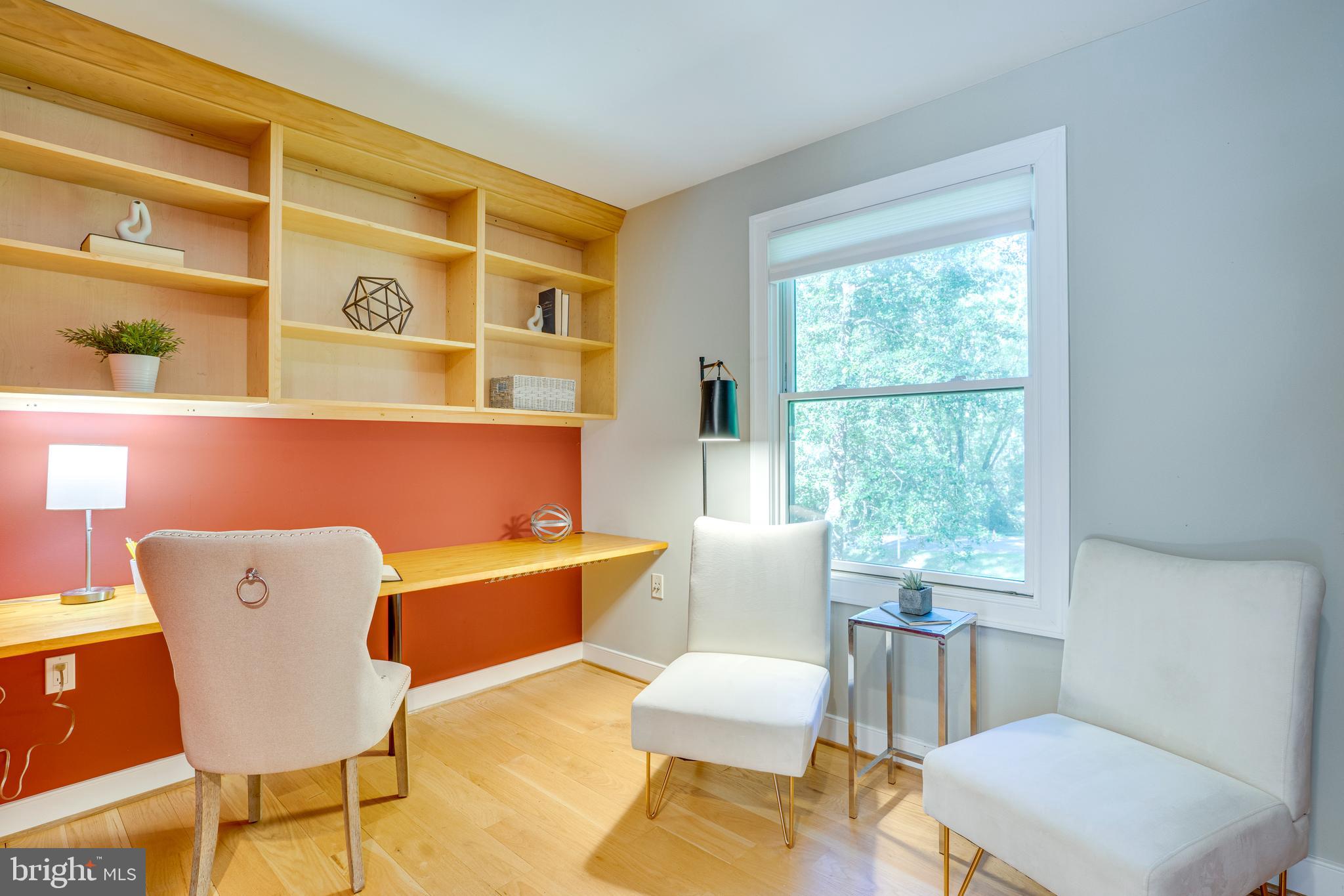 RESTON - Residential